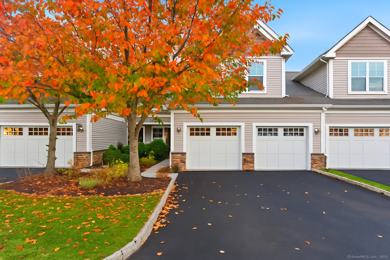 17 Briar Ridge 17 Drive