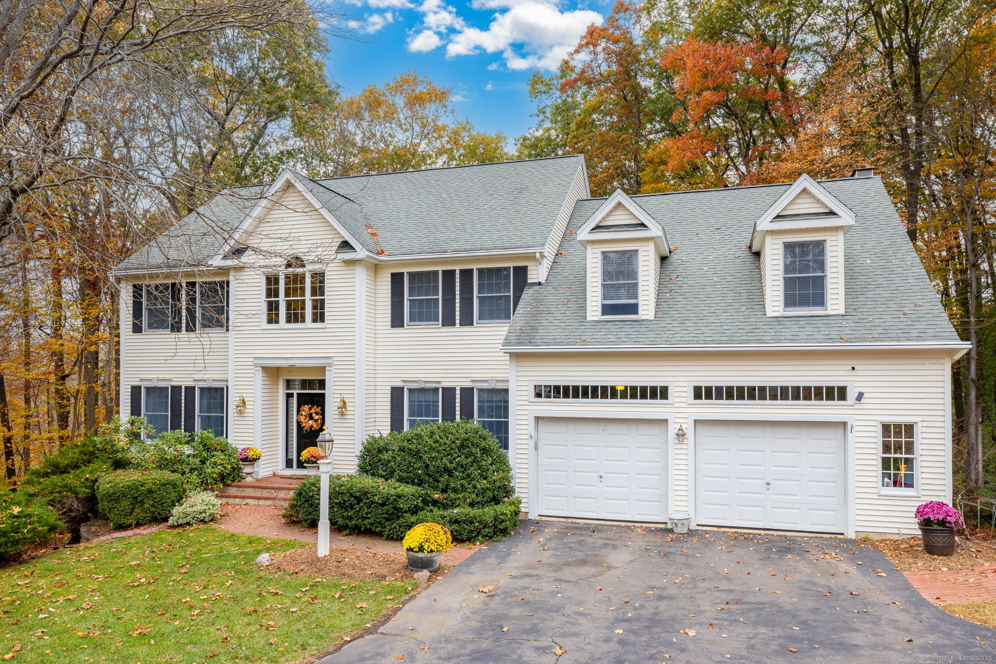 179 Rampart Drive Property Photo 1