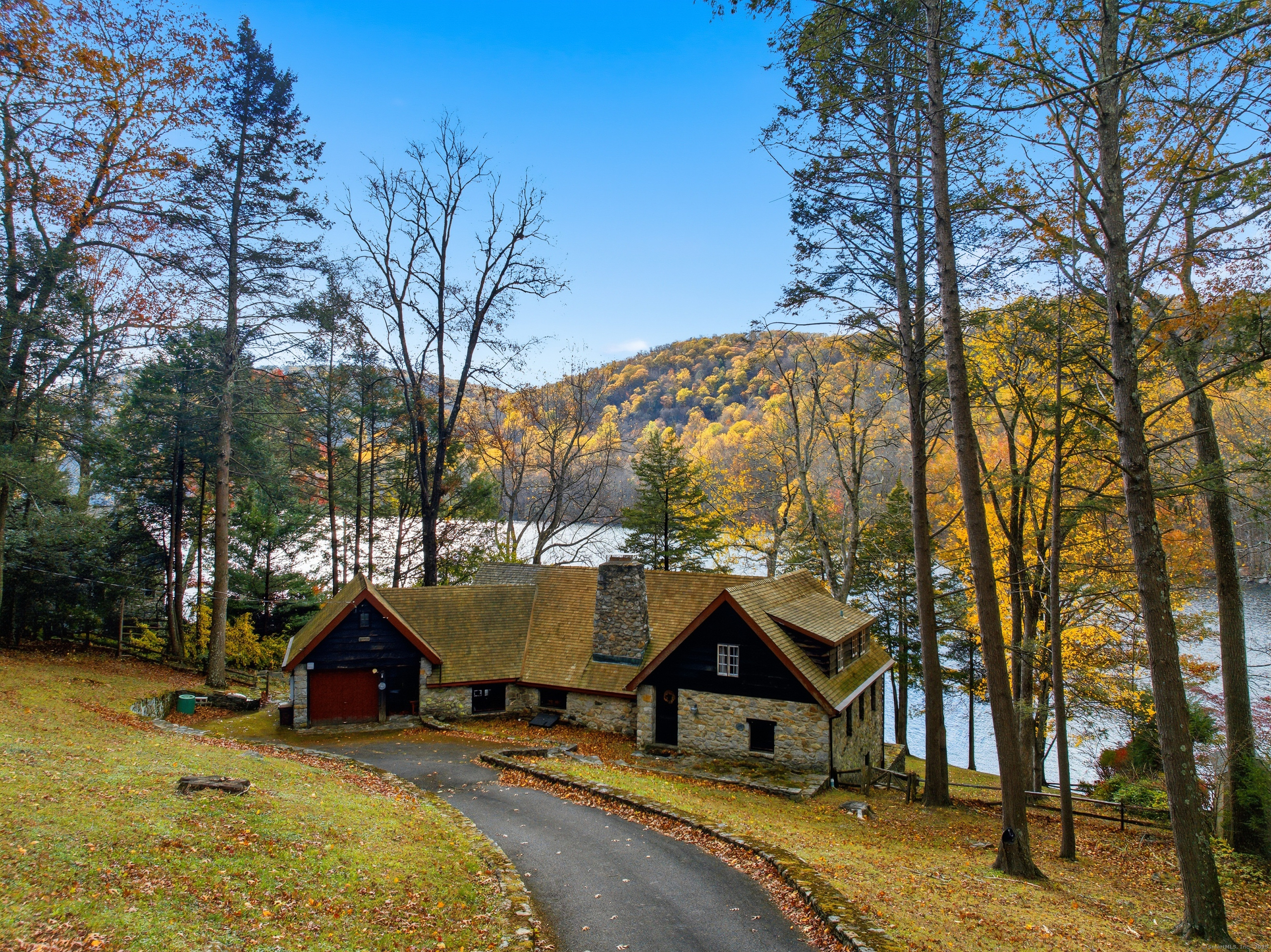 23 Echo Drive Property Photo 1