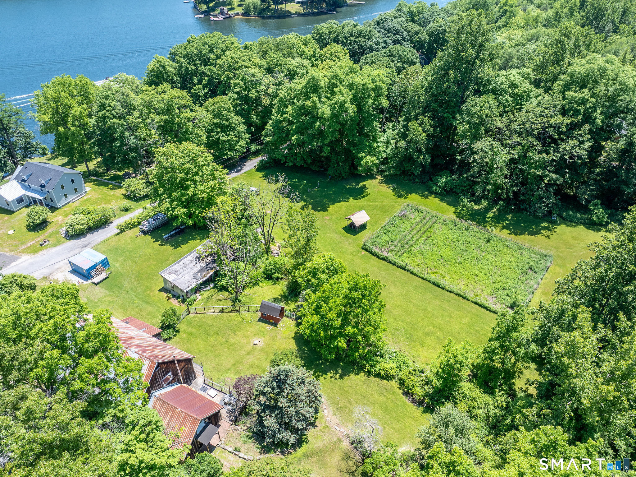 Candlewood Mountain Road Property Photo 13