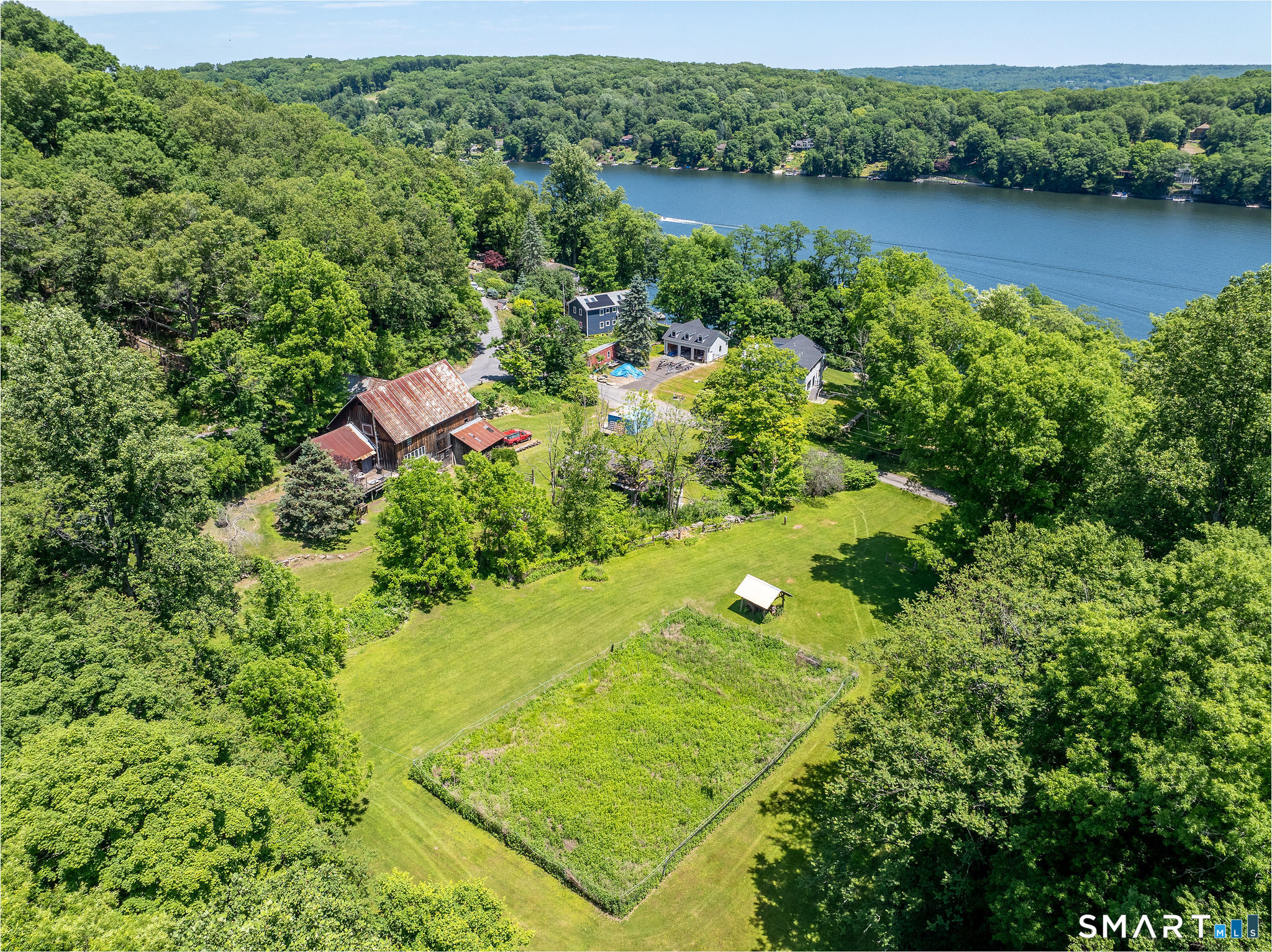 Candlewood Mountain Road Property Photo 14