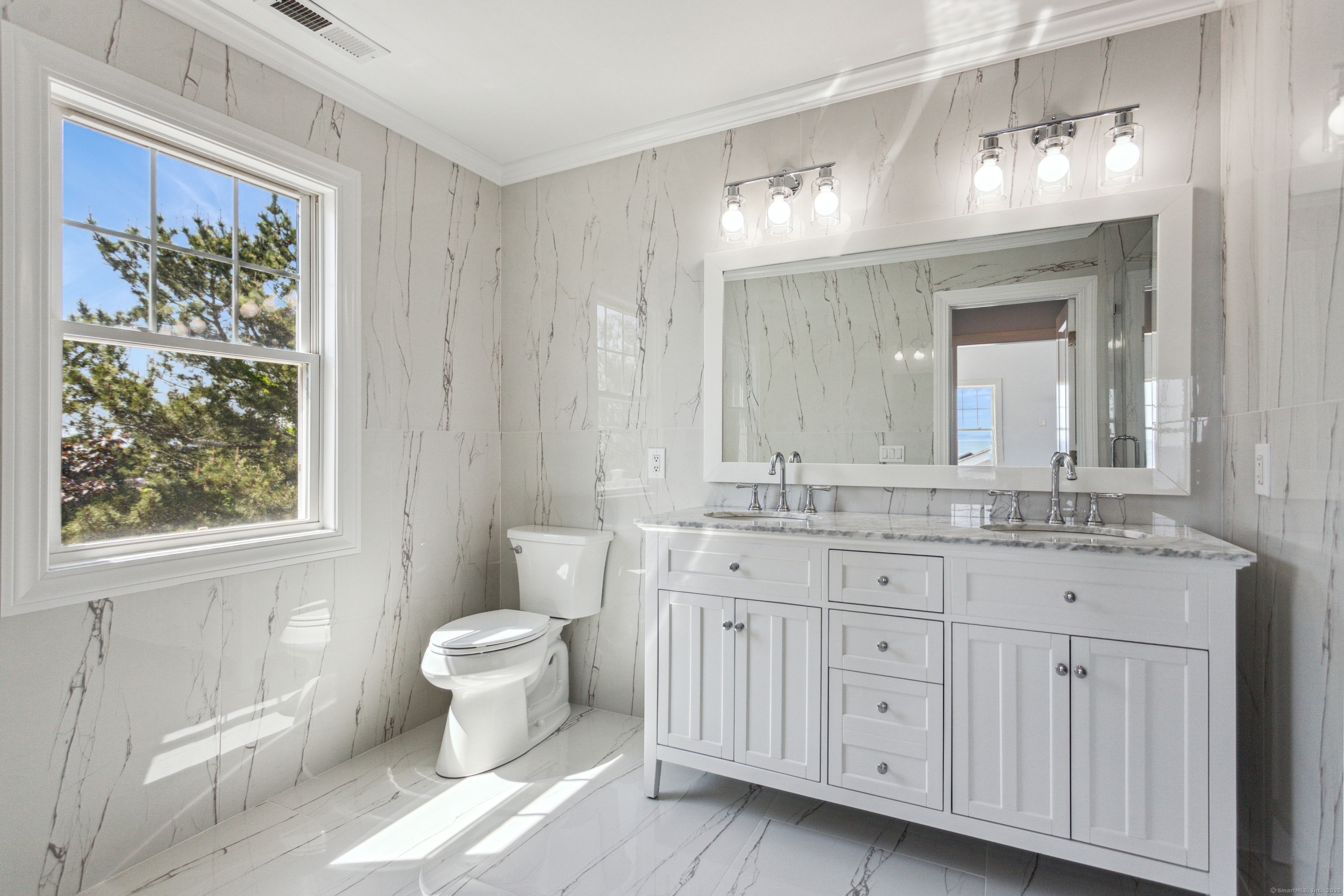 35 Fifth Avenue Property Photo 19