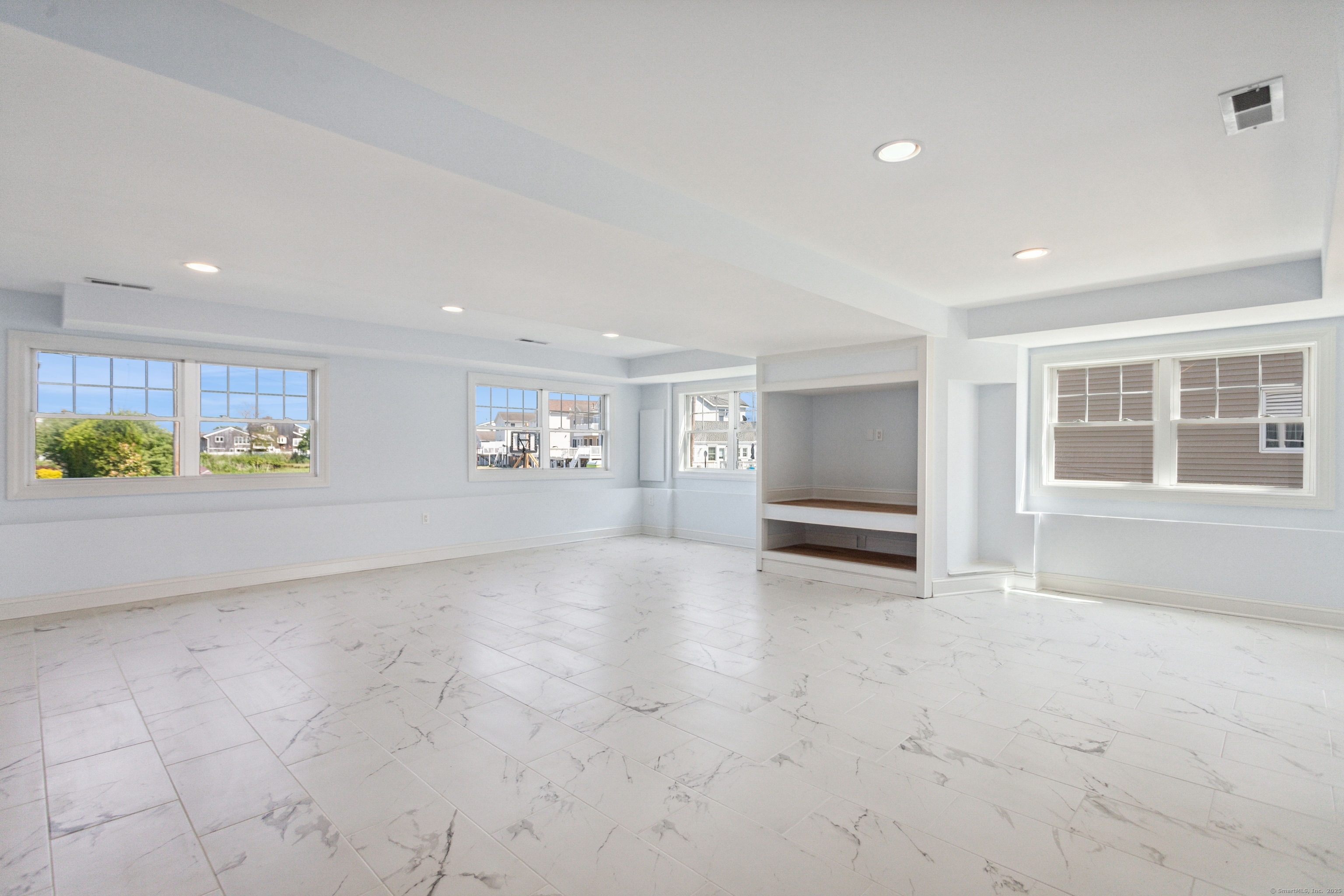 35 Fifth Avenue Property Photo 29