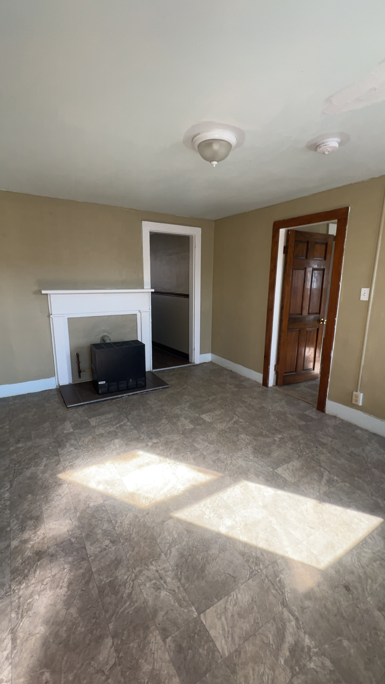 129 Valley Street Property Photo 5