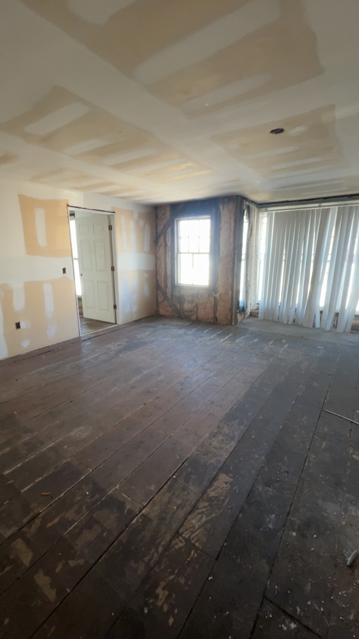 129 Valley Street Property Photo 30