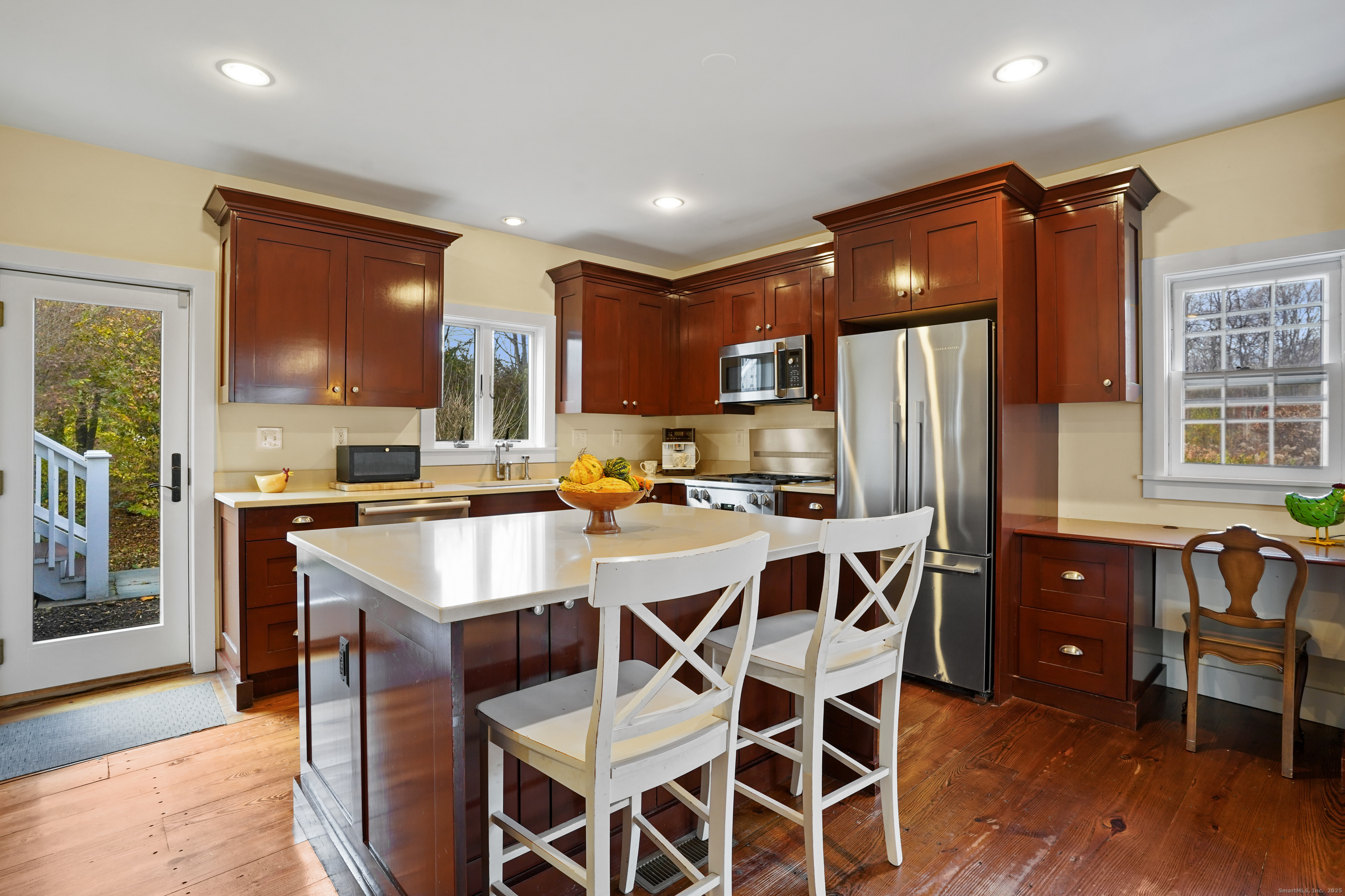 24138909 Property Photo 5