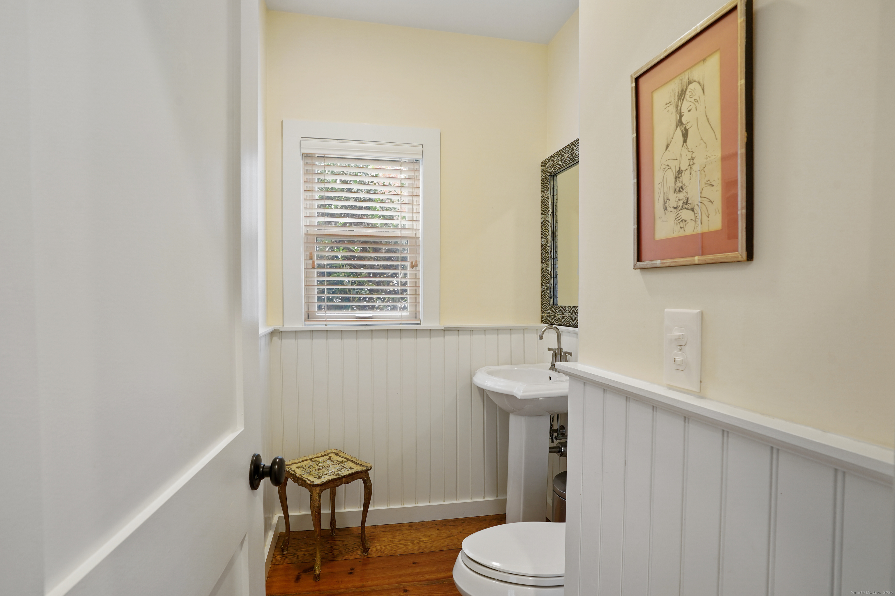 24138909 Property Photo 8