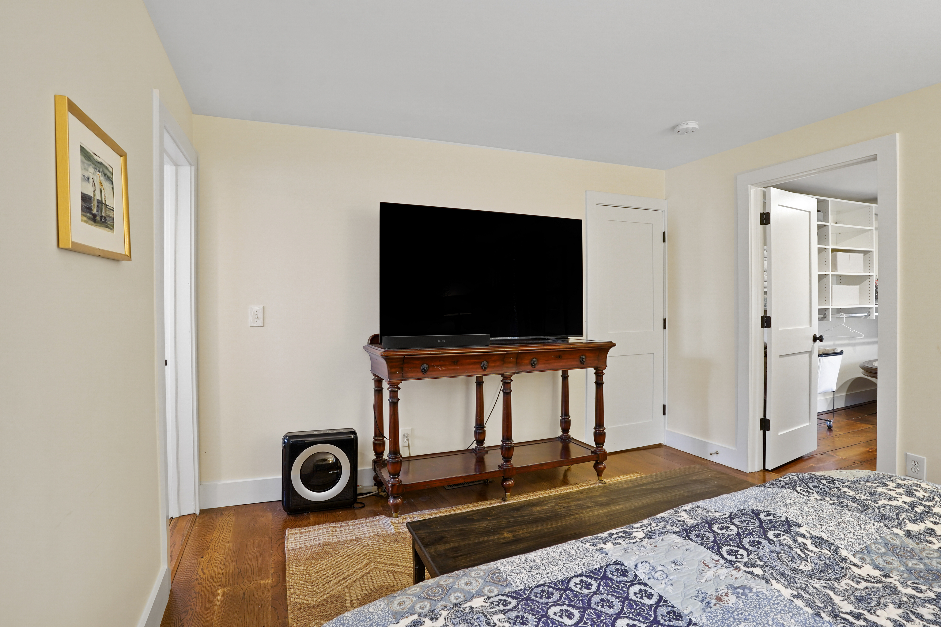 24138909 Property Photo 15