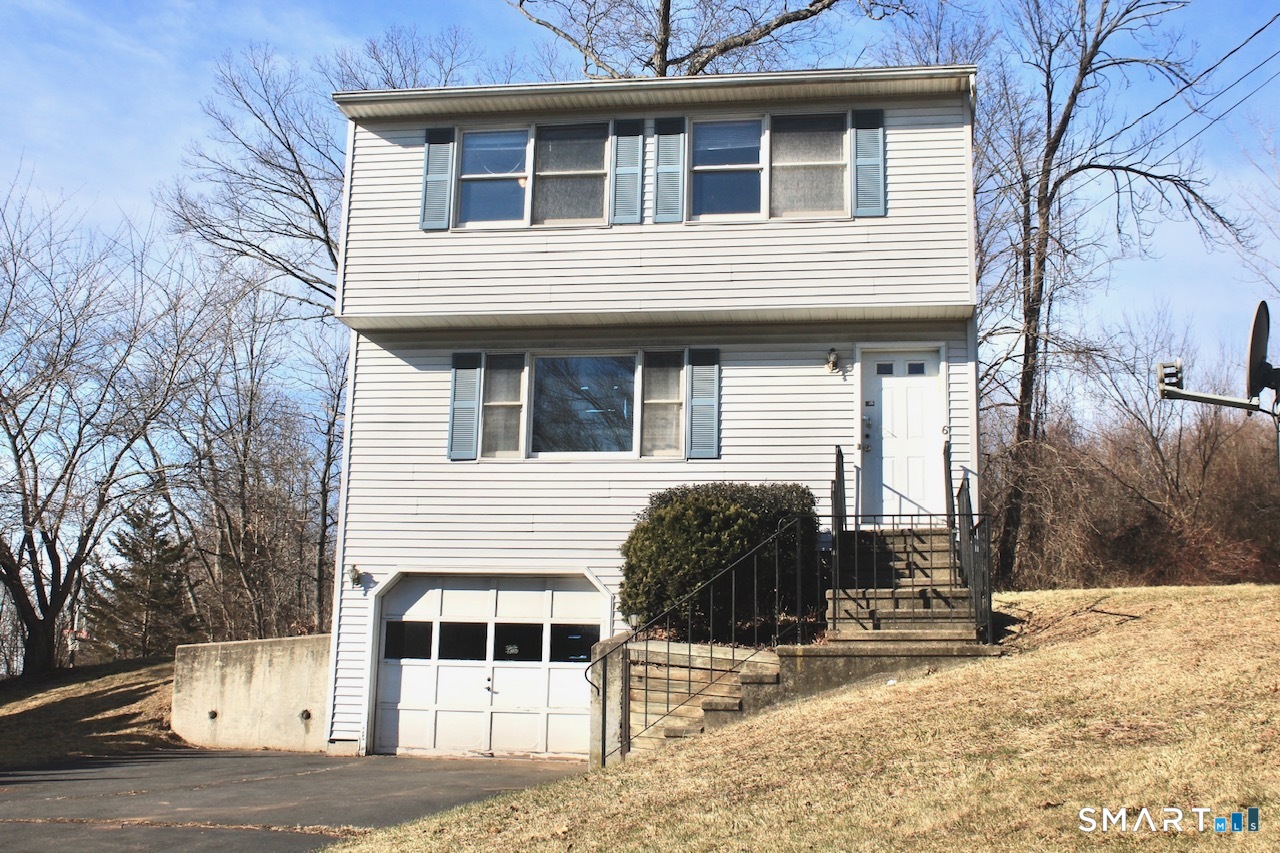 6 North Lane Property Photo 1