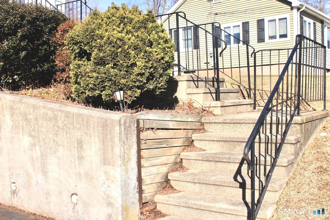 6 North Lane Property Photo 8