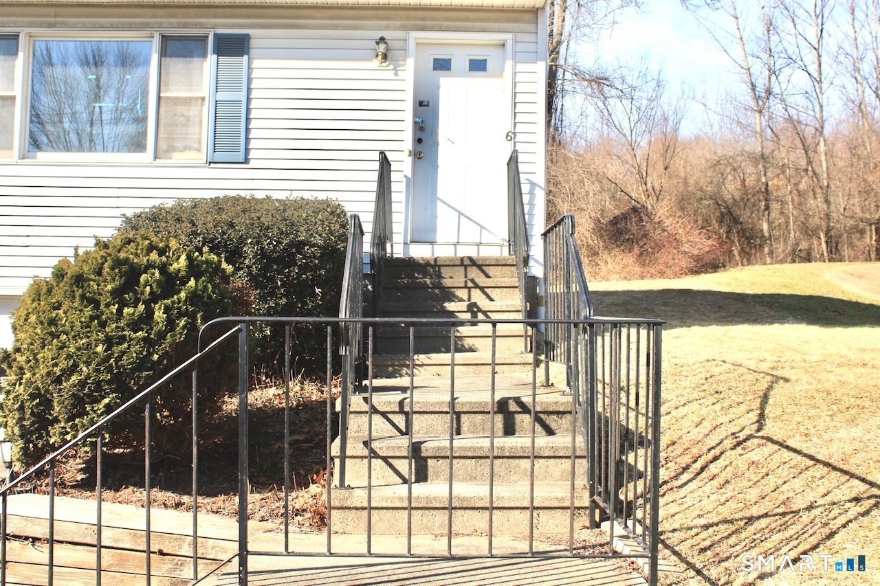 6 North Lane Property Photo 9