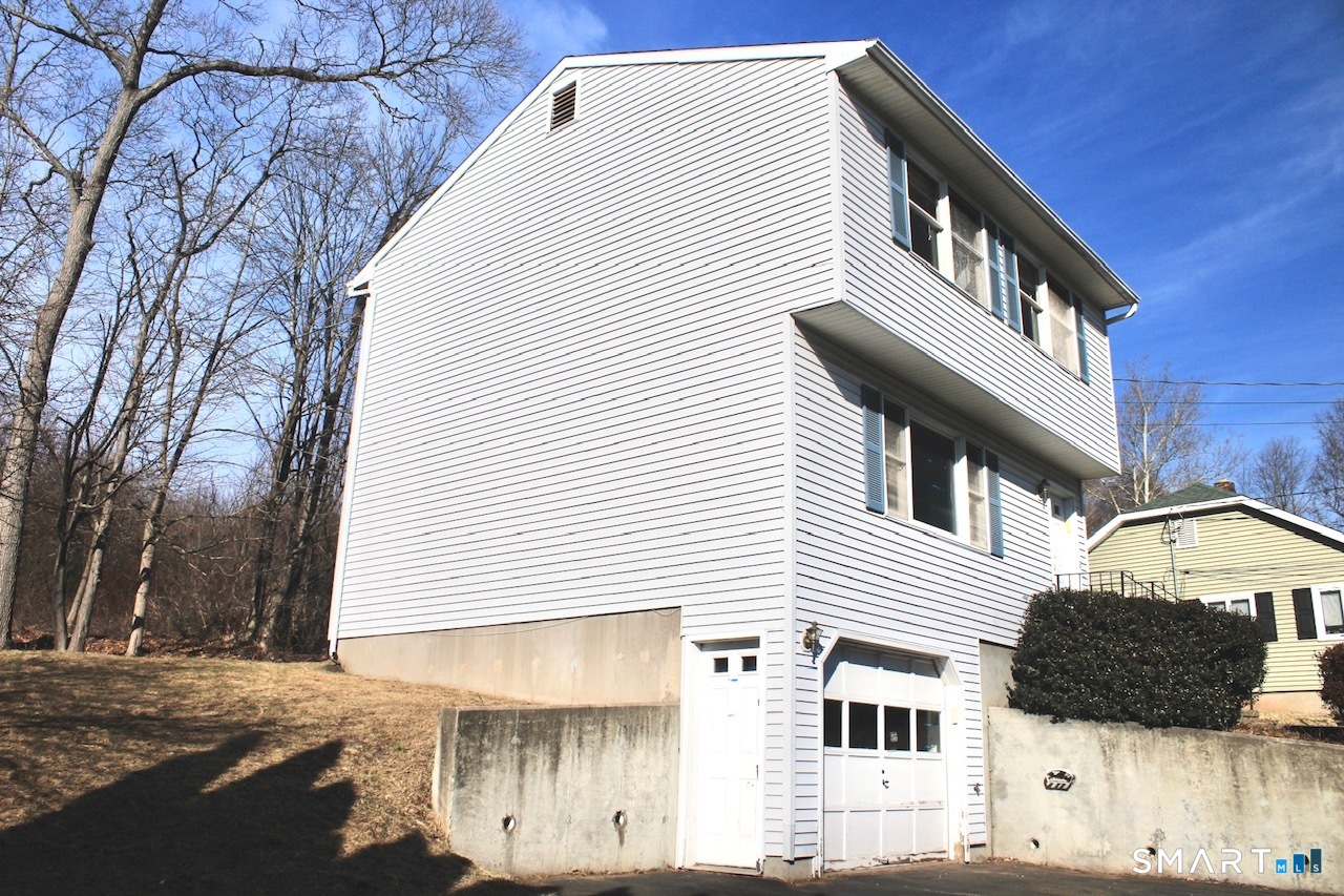 6 North Lane Property Photo 10