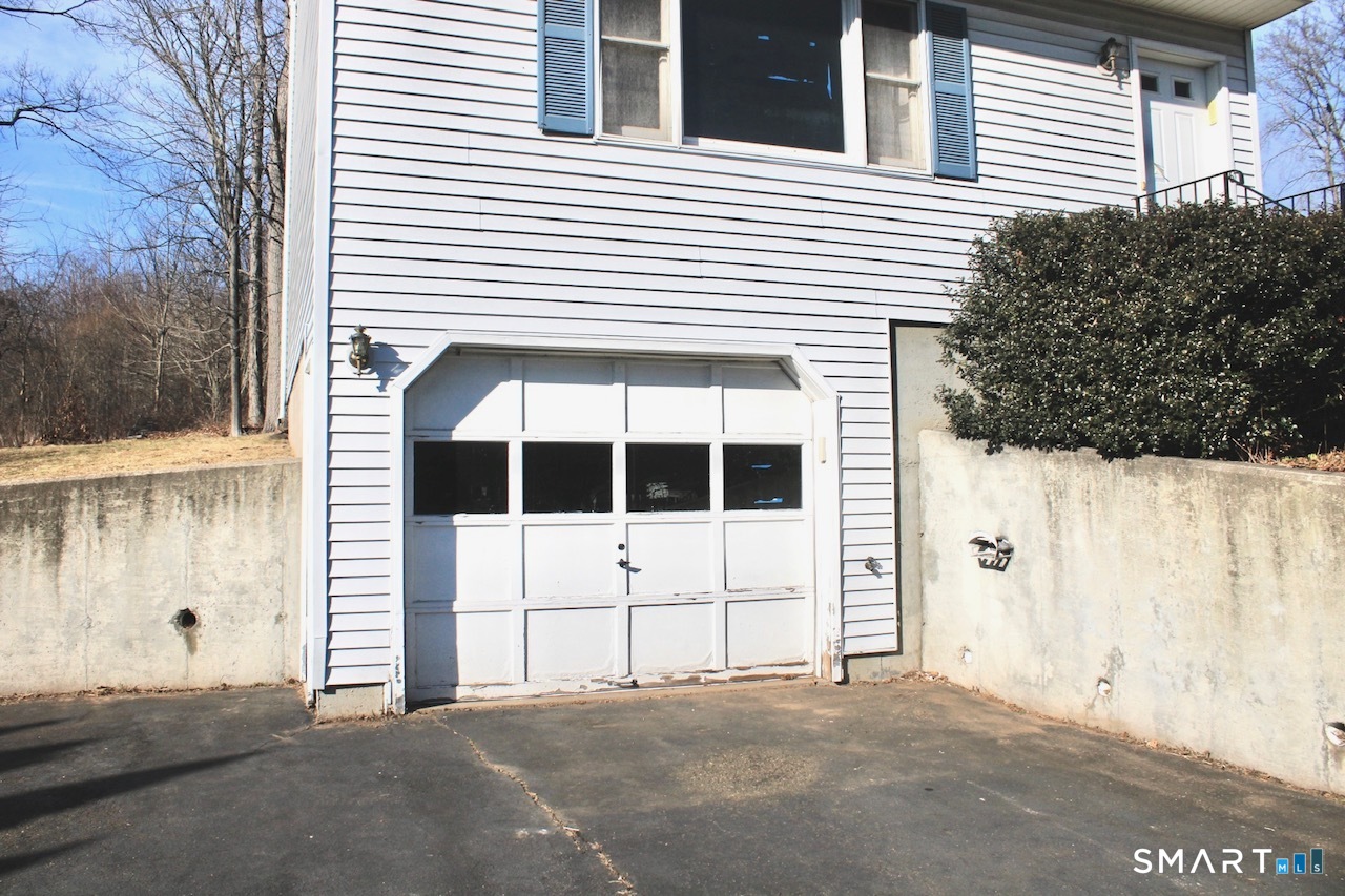 6 North Lane Property Photo 11
