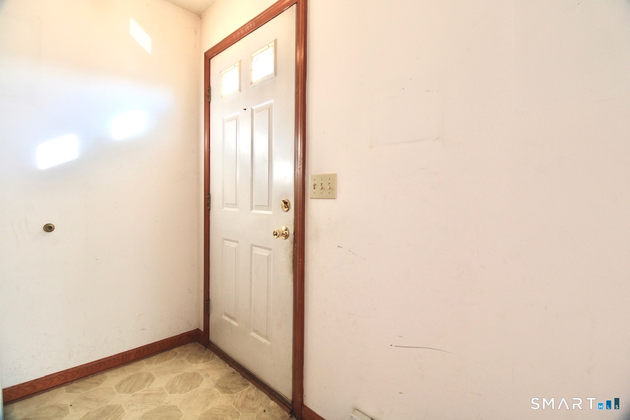 6 North Lane Property Photo 22