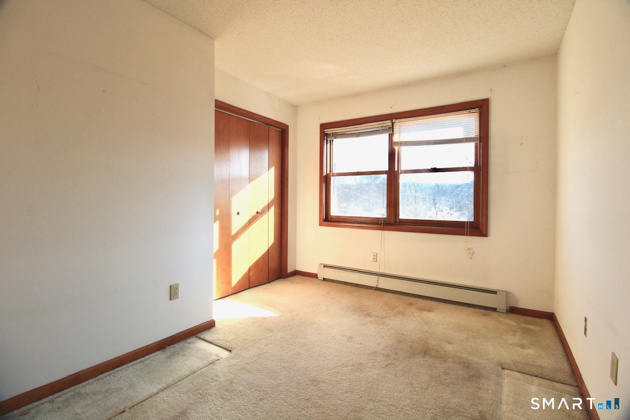 6 North Lane Property Photo 26