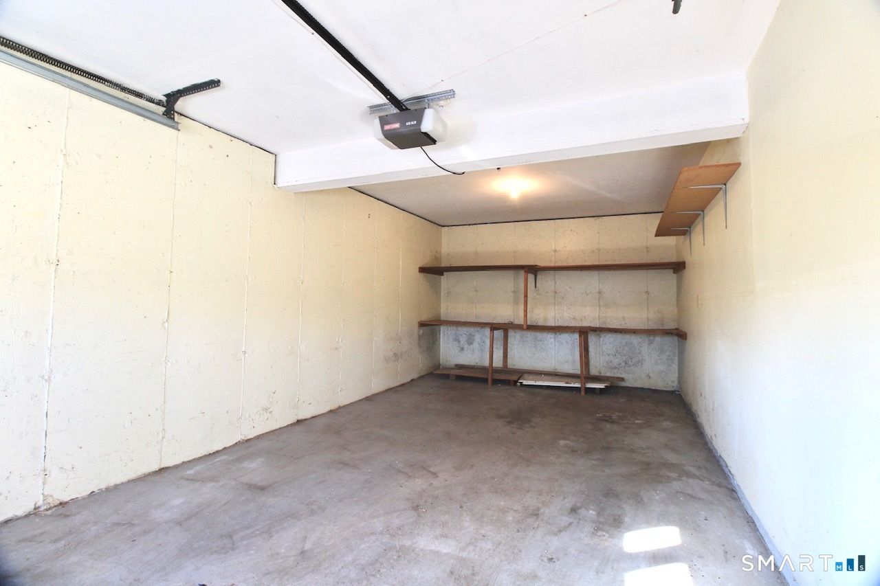 6 North Lane Property Photo 34
