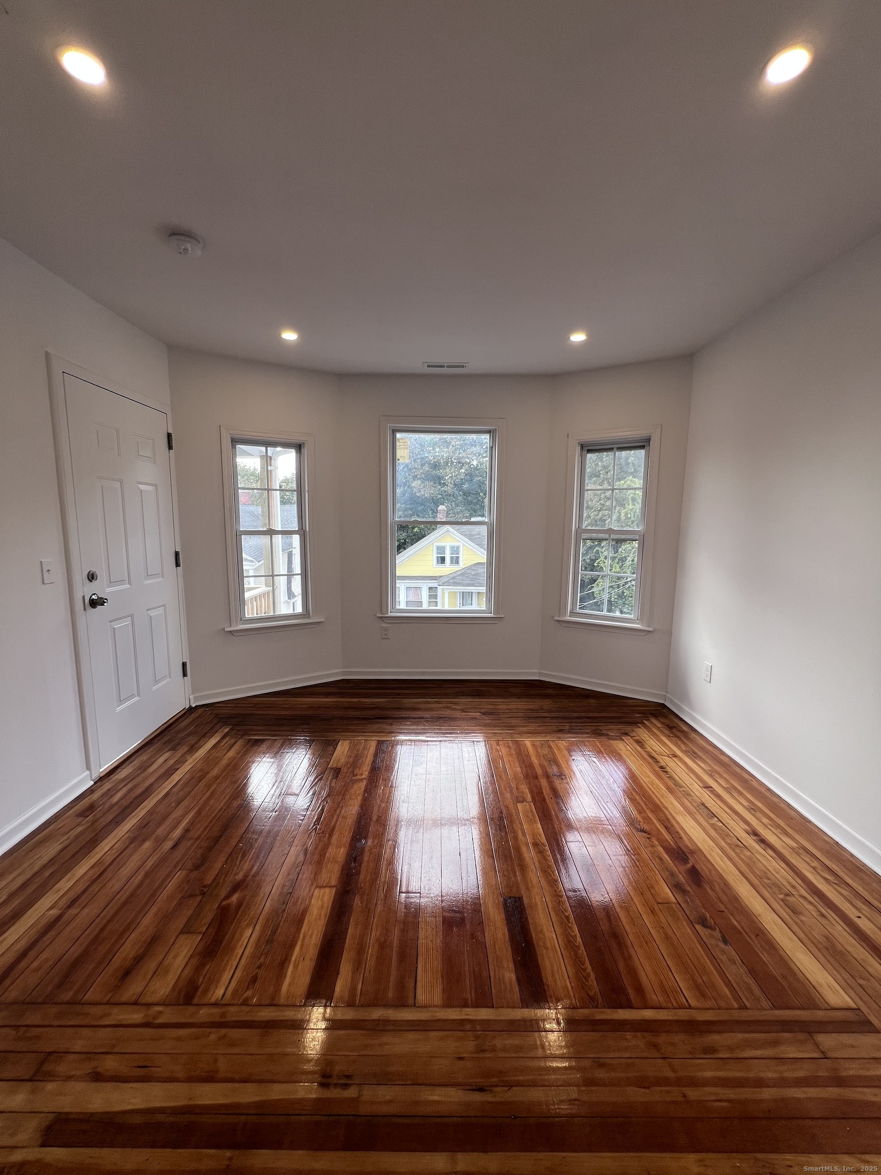 36 Vermont 2 Floor Street Property Photo 7