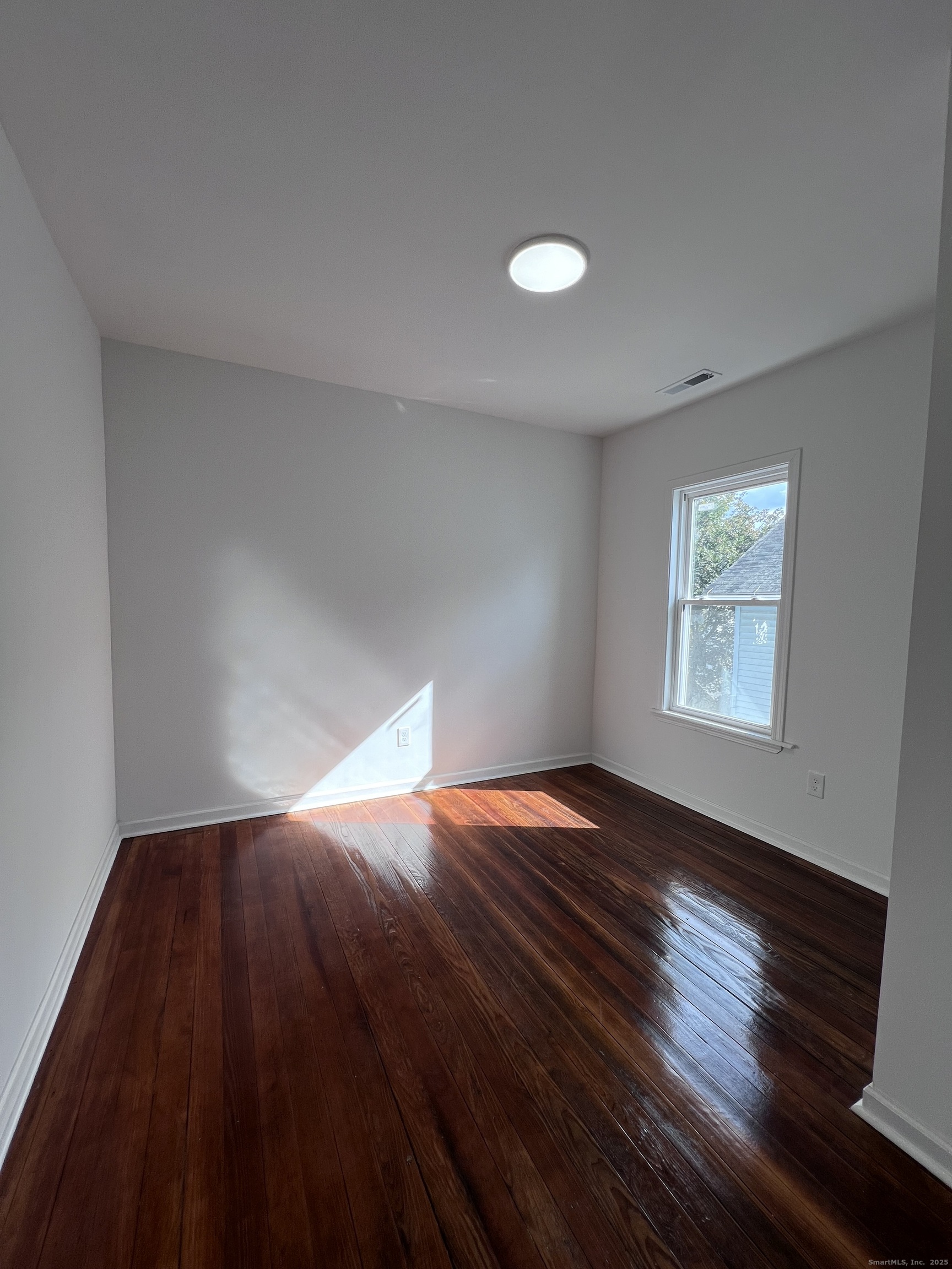 36 Vermont 3 Floor Street Property Photo 11