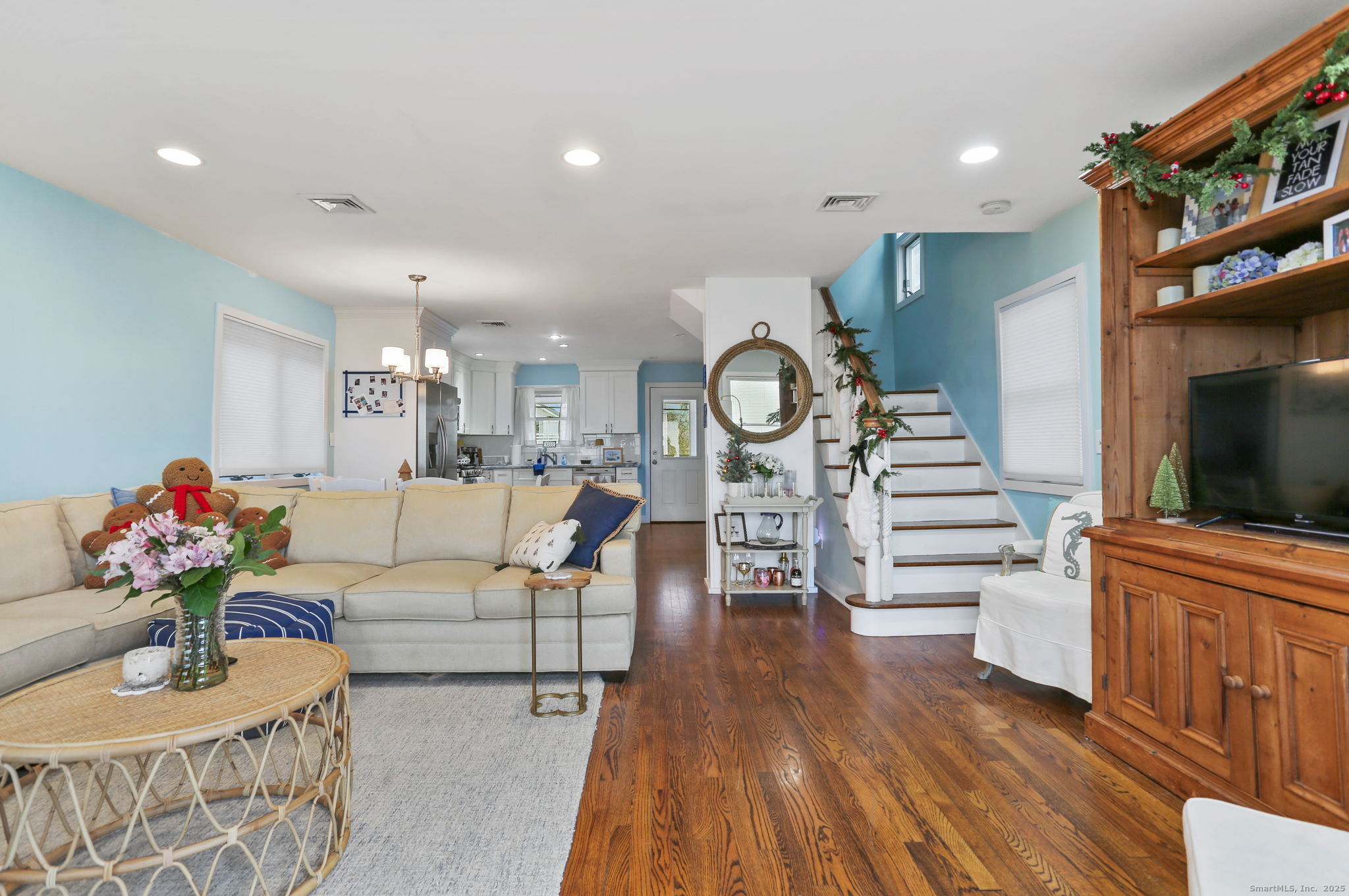 1235-1236 Fairfield Beach Road Property Photo 15