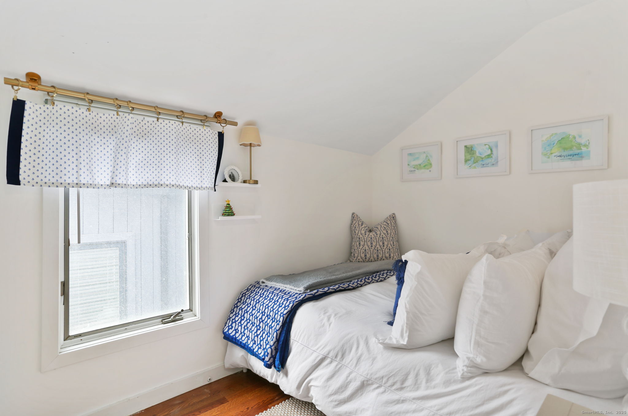 1235-1236 Fairfield Beach Road Property Photo 22