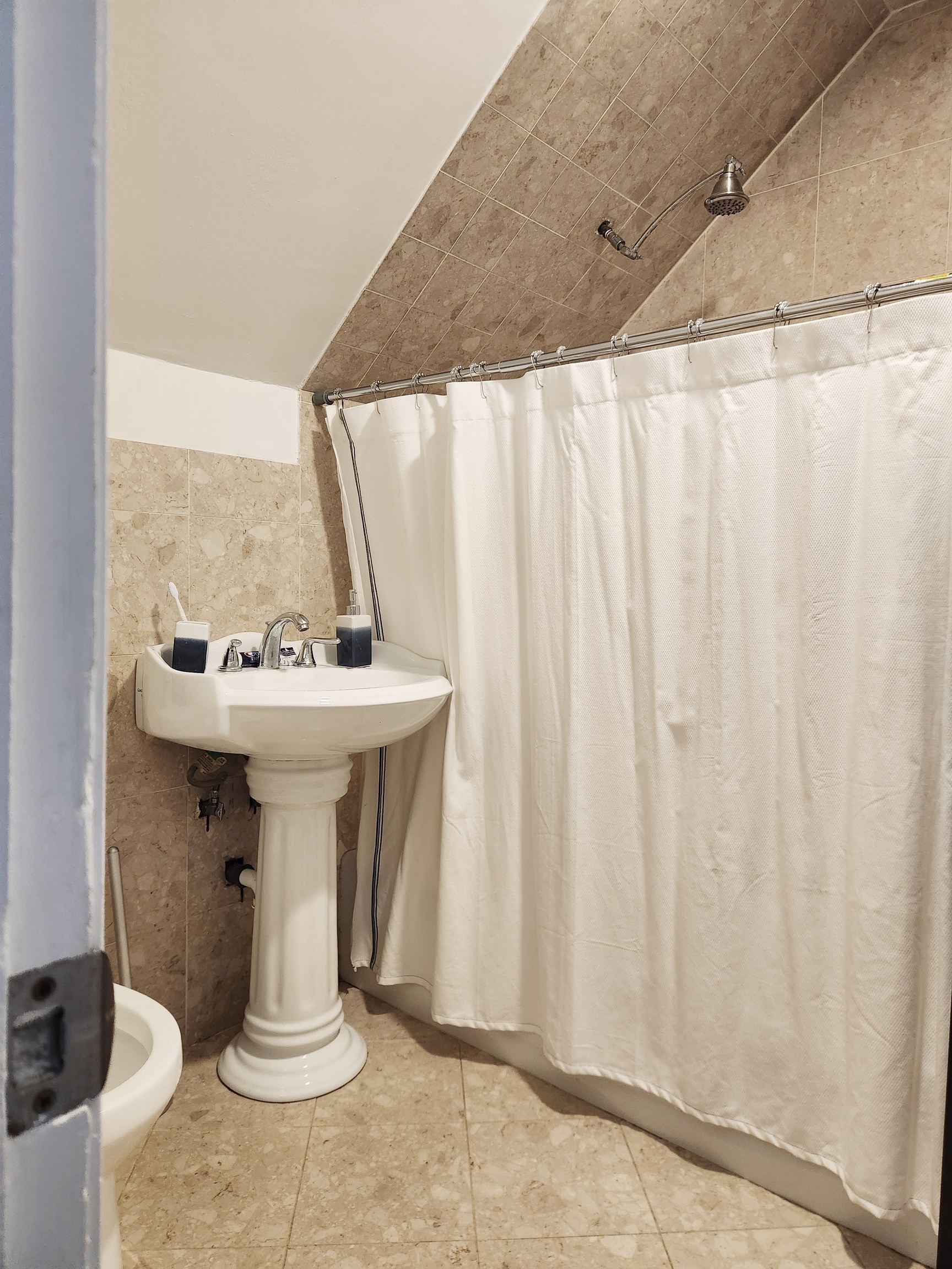 61 Aberdeen Street Property Photo 8