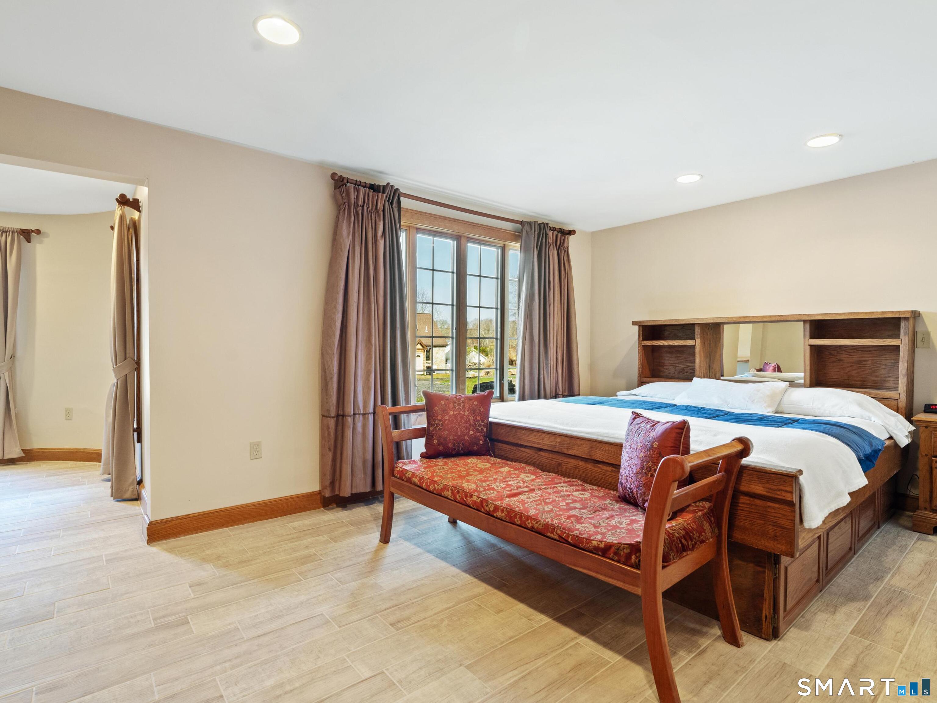 152 Whitehall Avenue Property Photo 19