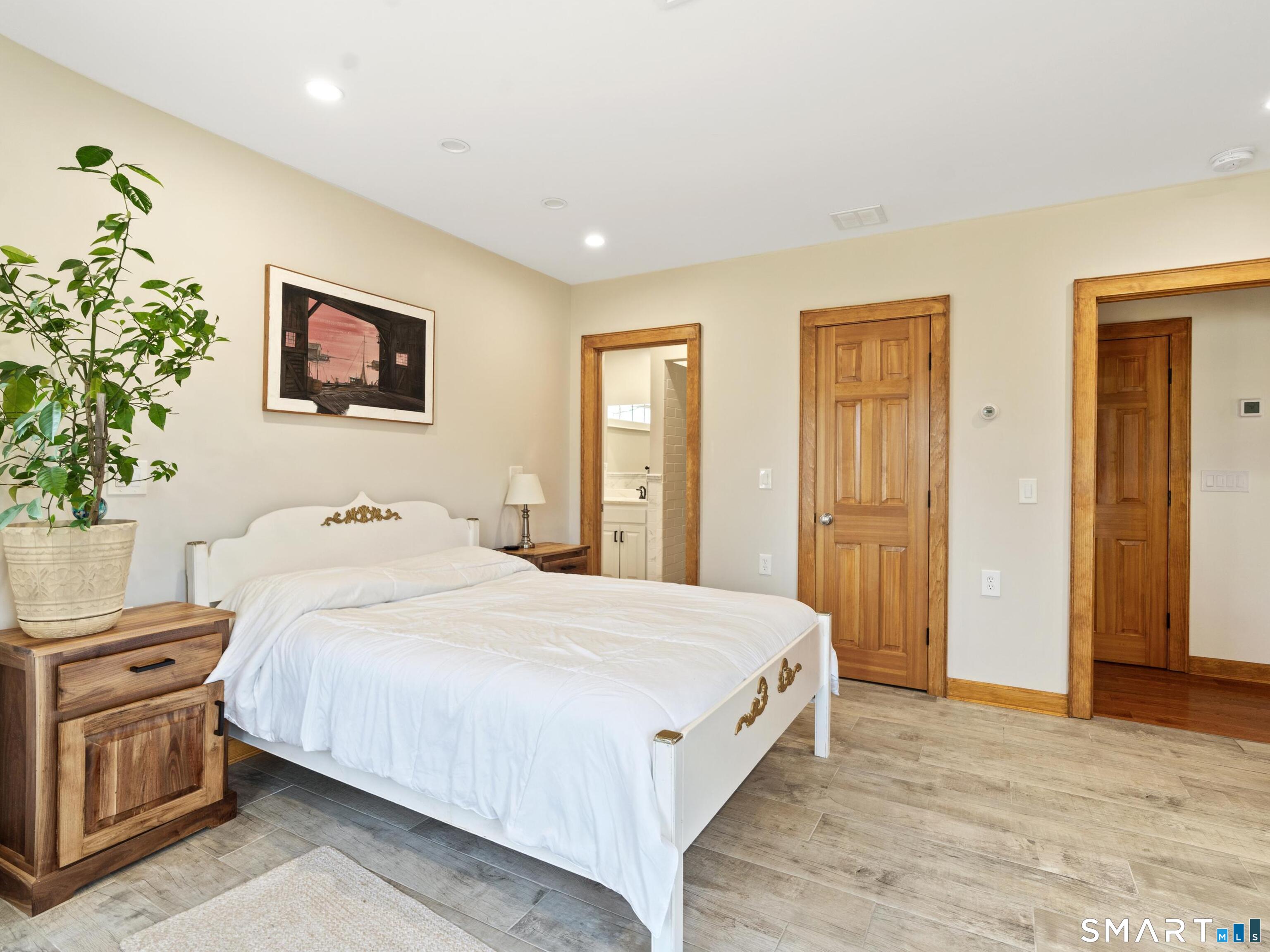 152 Whitehall Avenue Property Photo 27