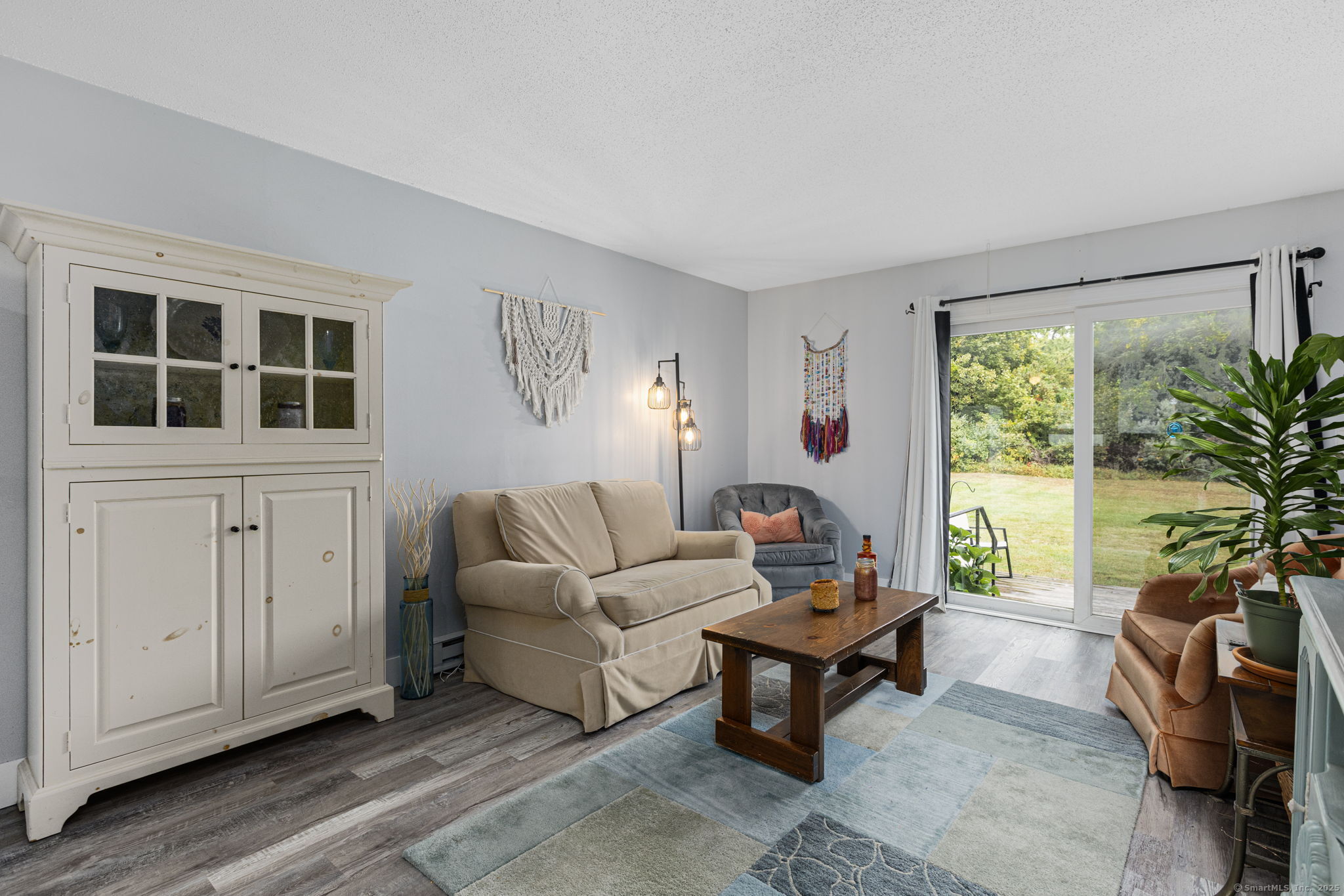 48 Athol 48 Street Property Photo 3