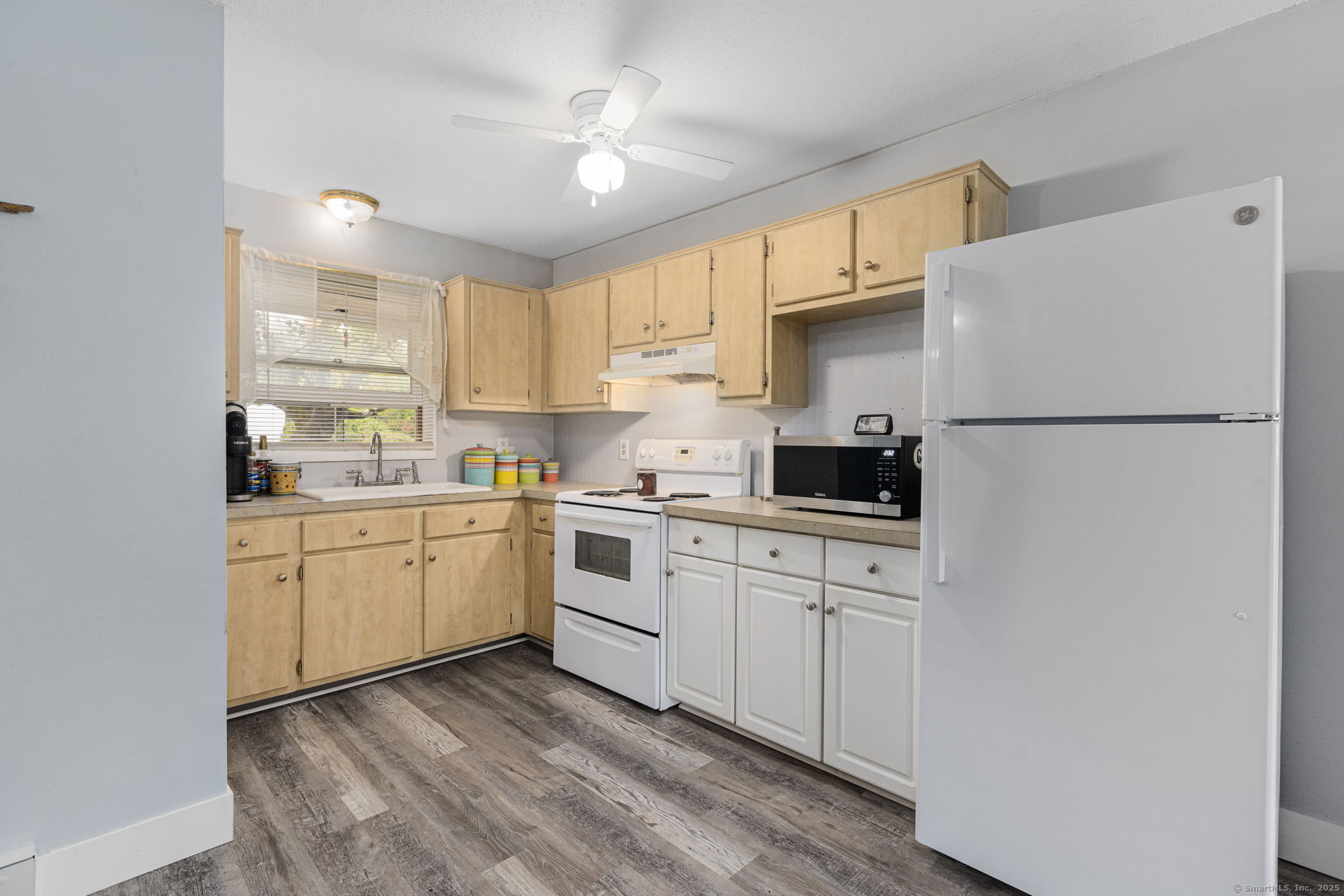 48 Athol 48 Street Property Photo 9