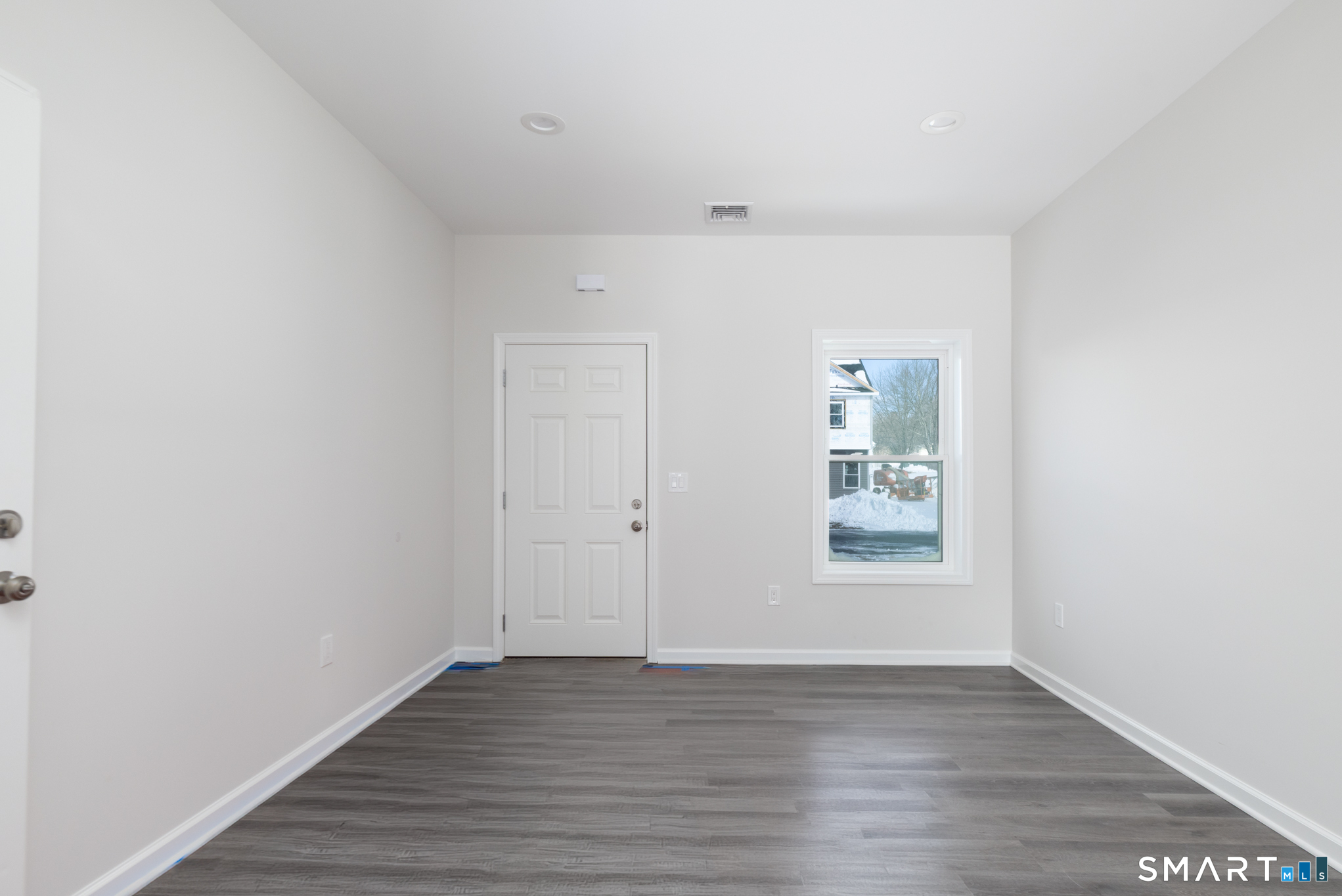 75 High Street Property Photo 10