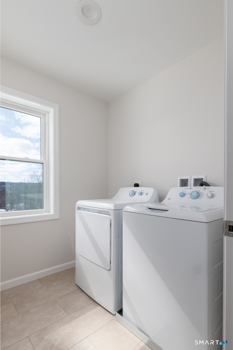 75 High Street Property Photo 13