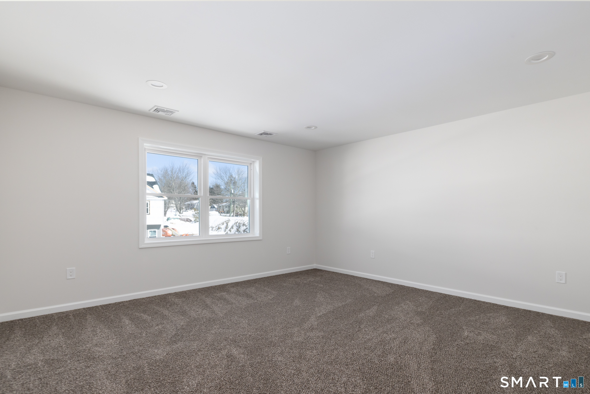 75 High Street Property Photo 14