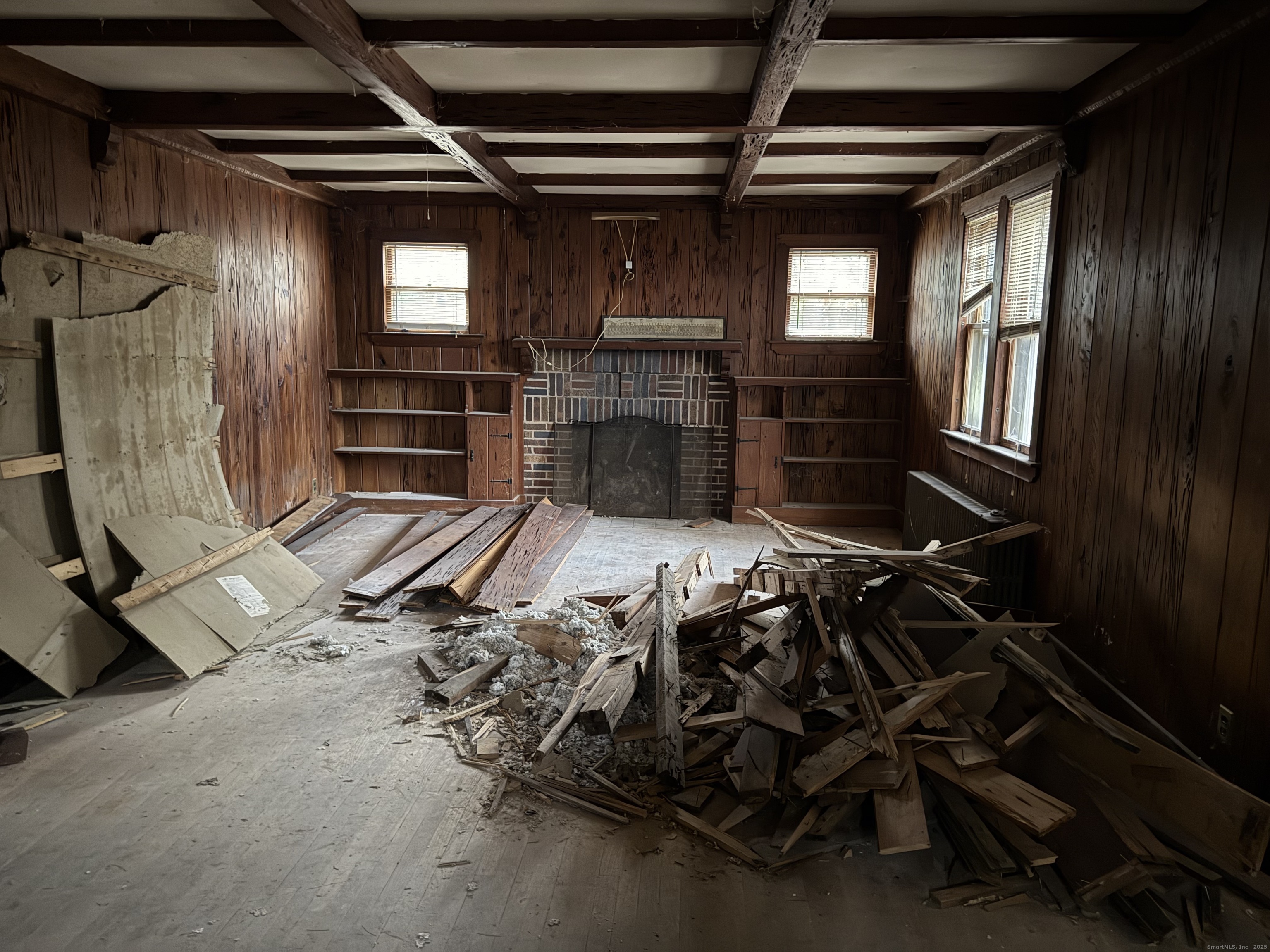 708 Hilliard Street Property Photo 4