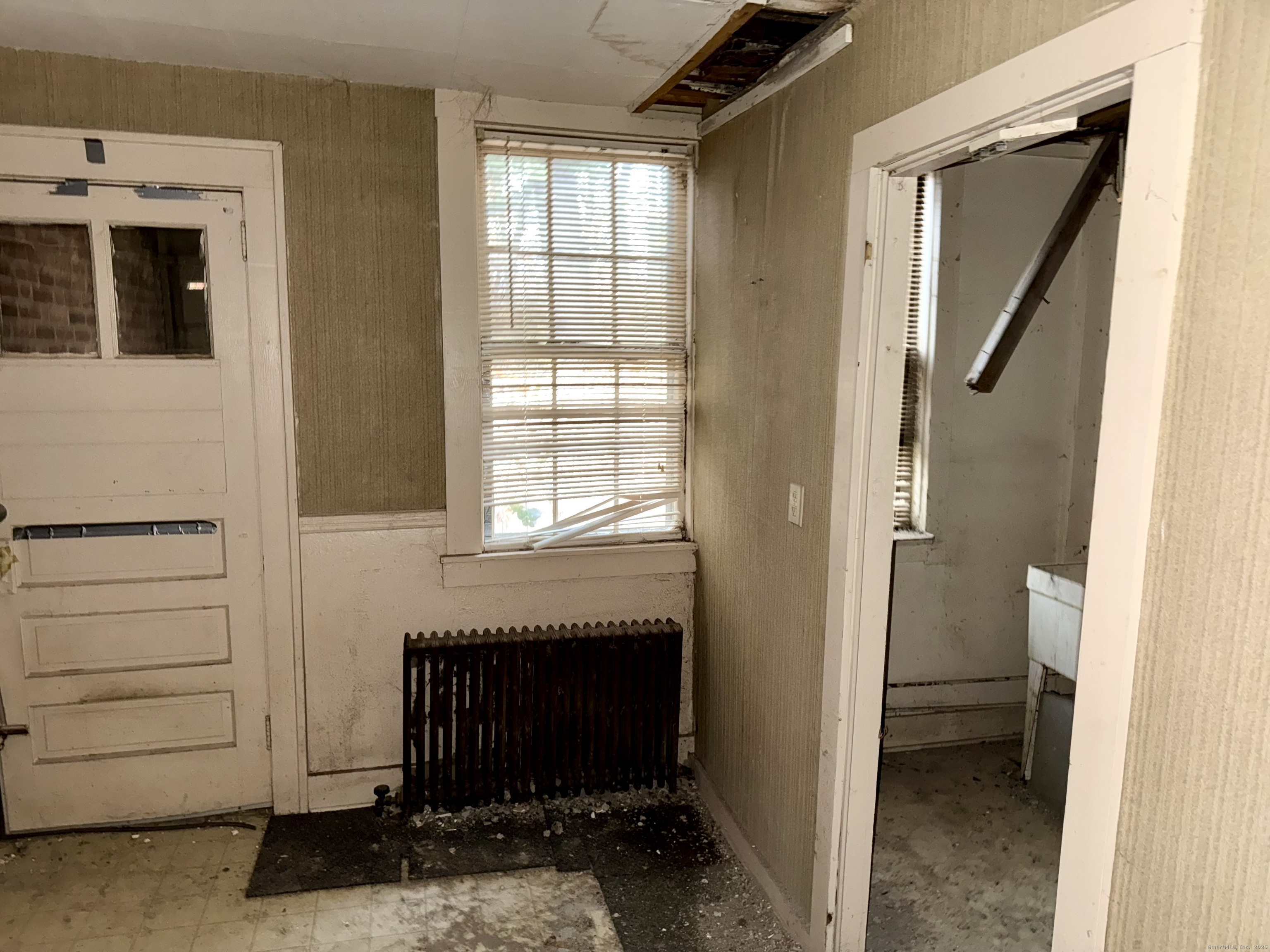 708 Hilliard Street Property Photo 9