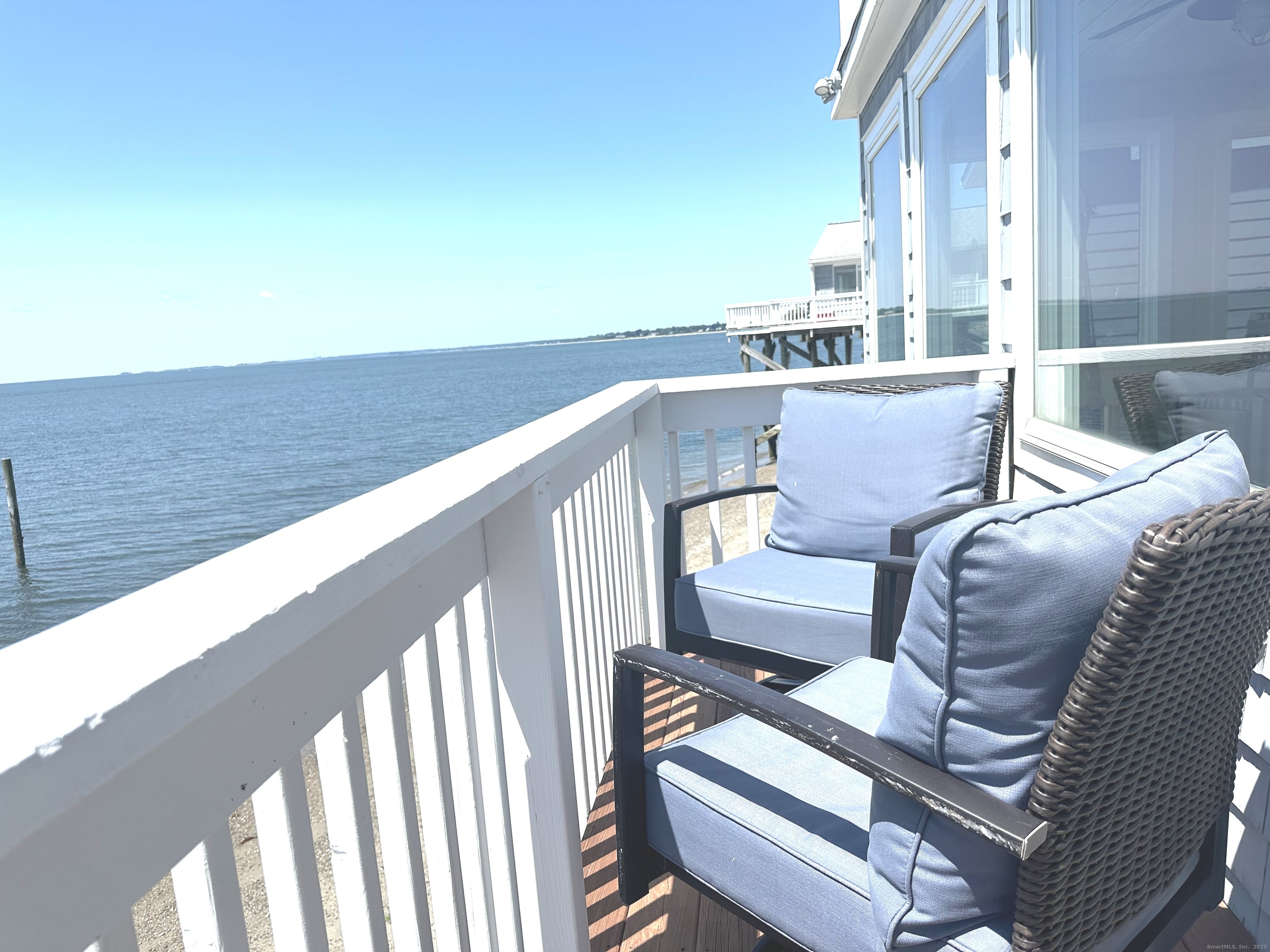 2149 Fairfield Beach Road Property Photo 2