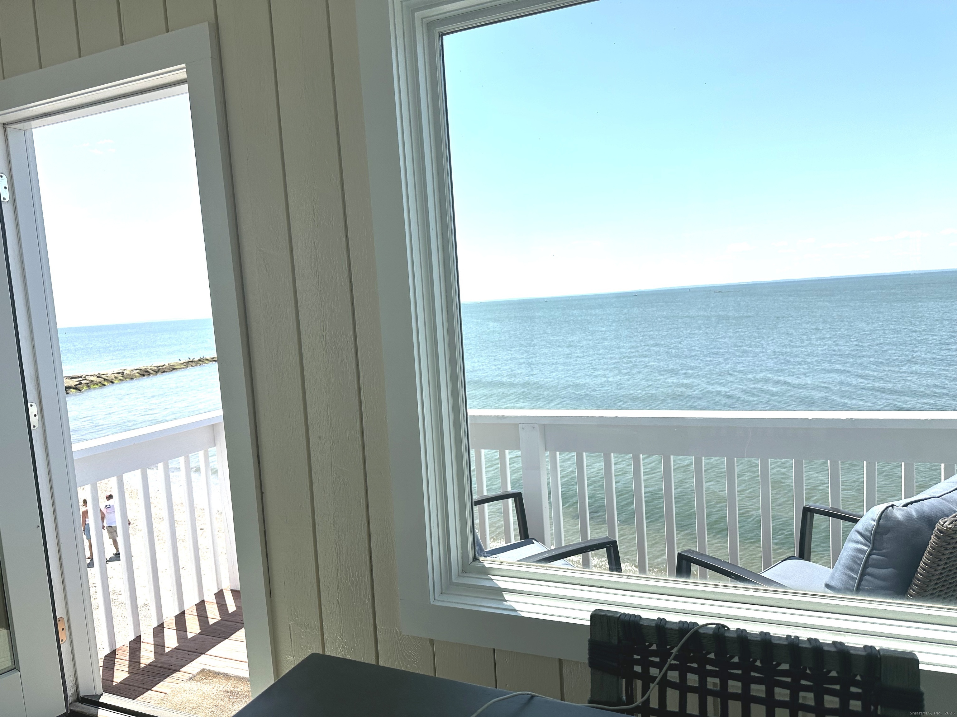 2149 Fairfield Beach Road Property Photo 5