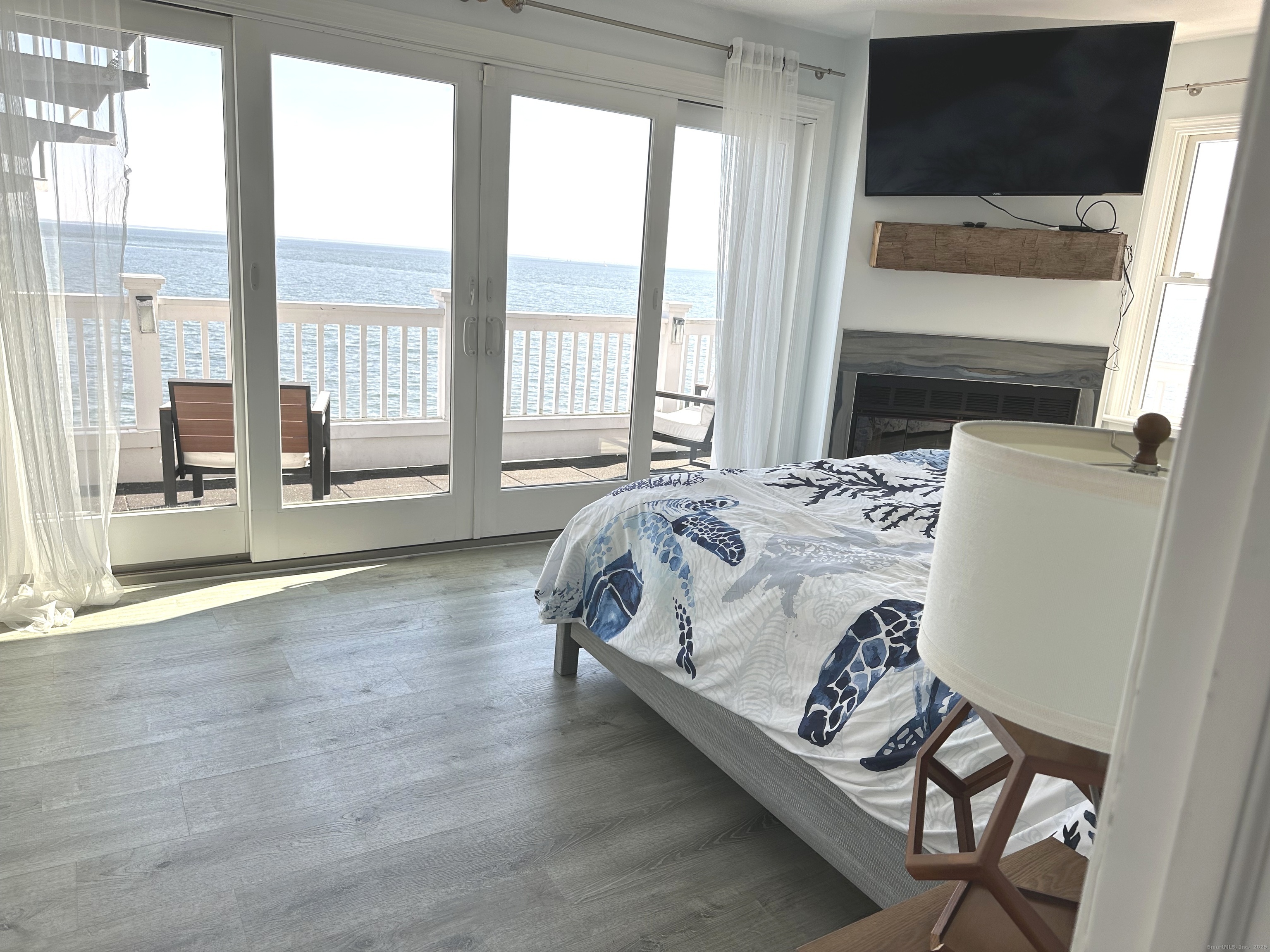 2149 Fairfield Beach Road Property Photo 17