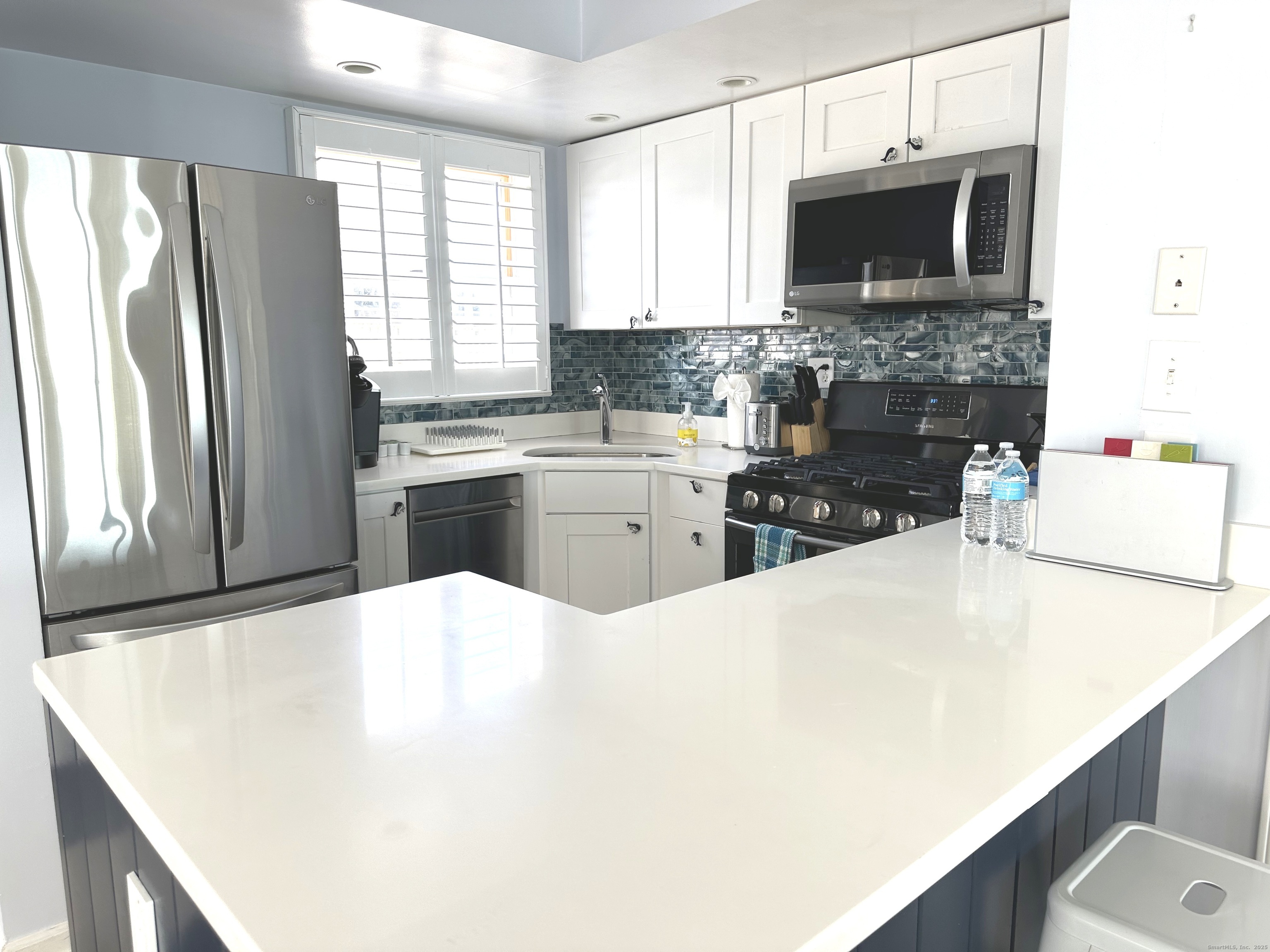 2149 Fairfield Beach Road Property Photo 26