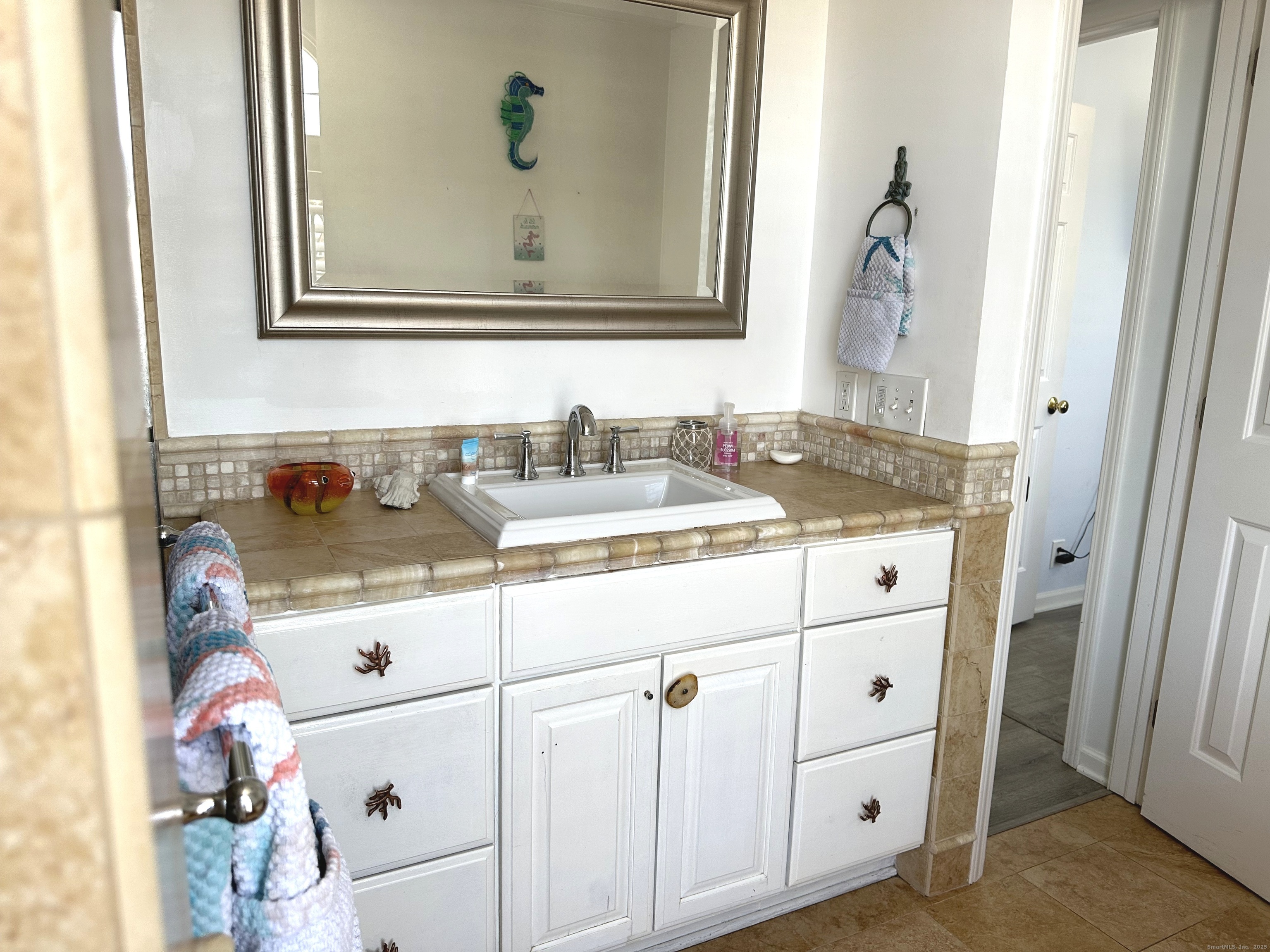 2149 Fairfield Beach Road Property Photo 34
