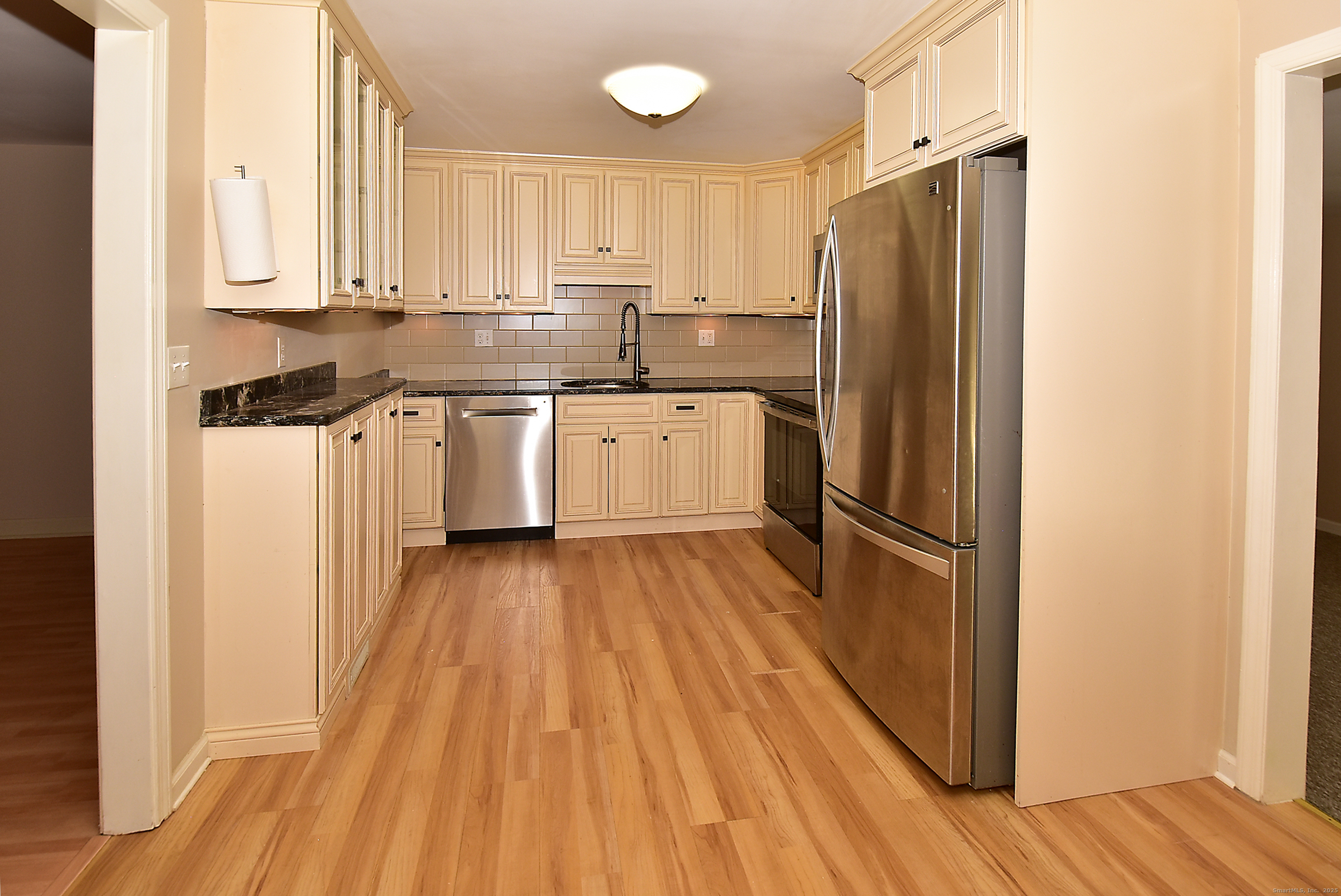 7 Barrington C Drive Property Photo 9