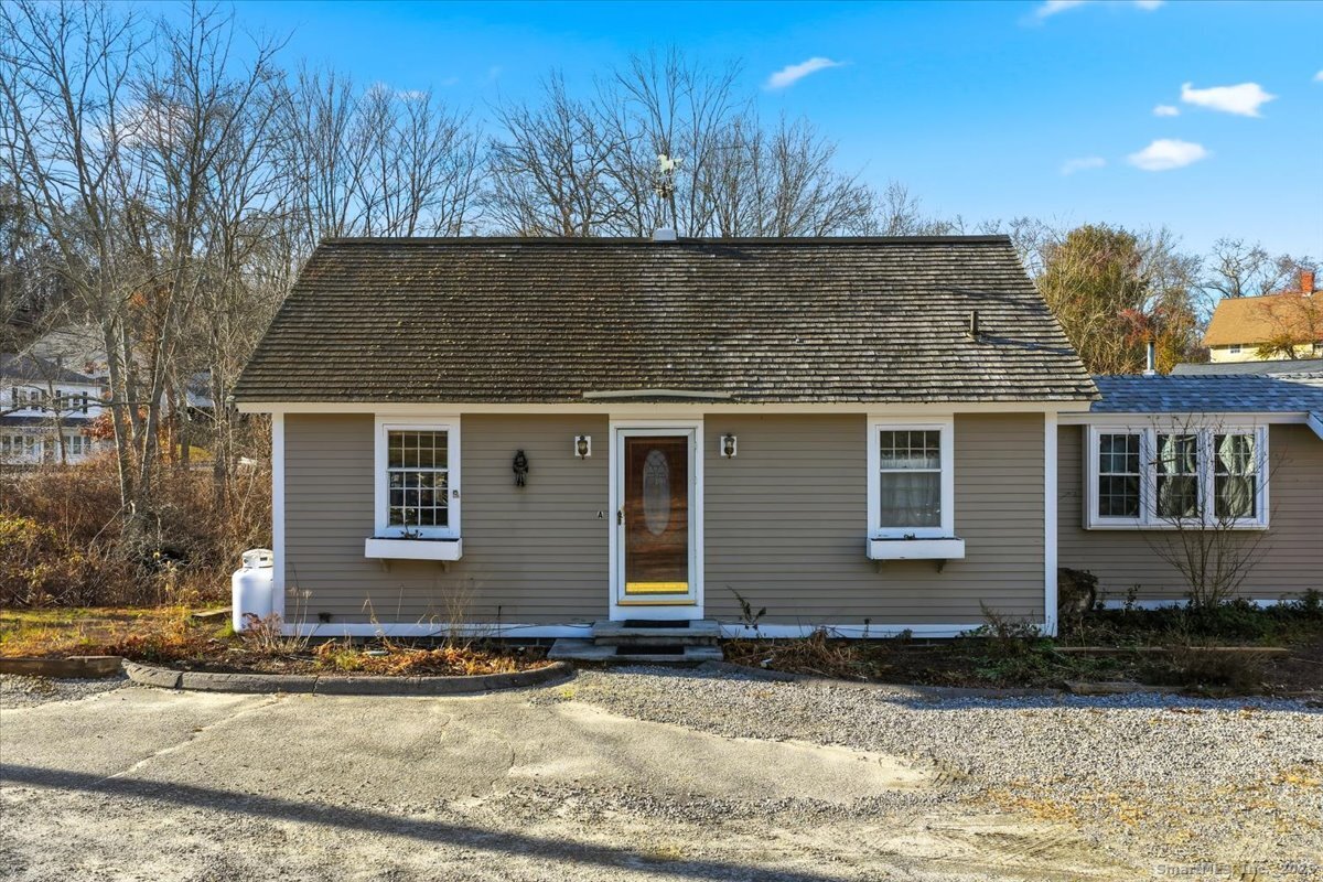 33 Deep River Road Property Photo 6