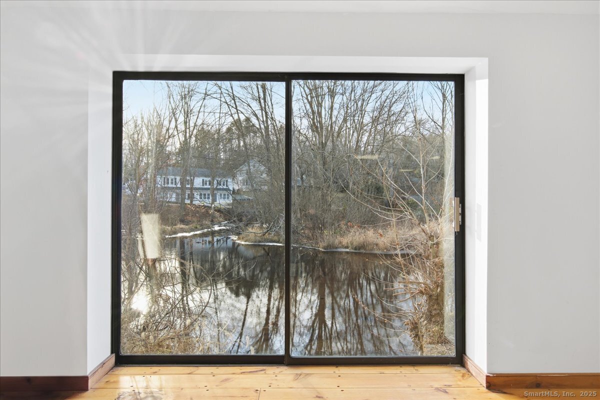 33 Deep River Road Property Photo 26