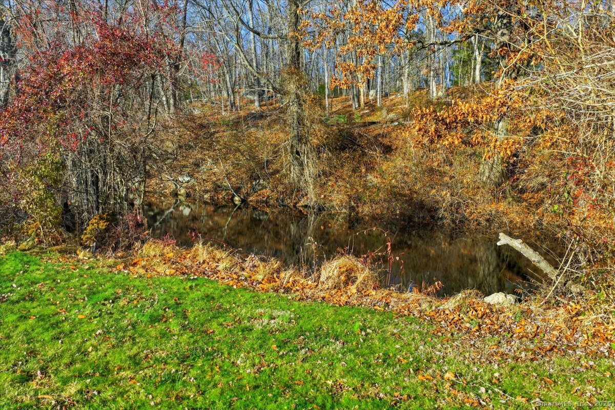 33 Deep River Road Property Photo 38
