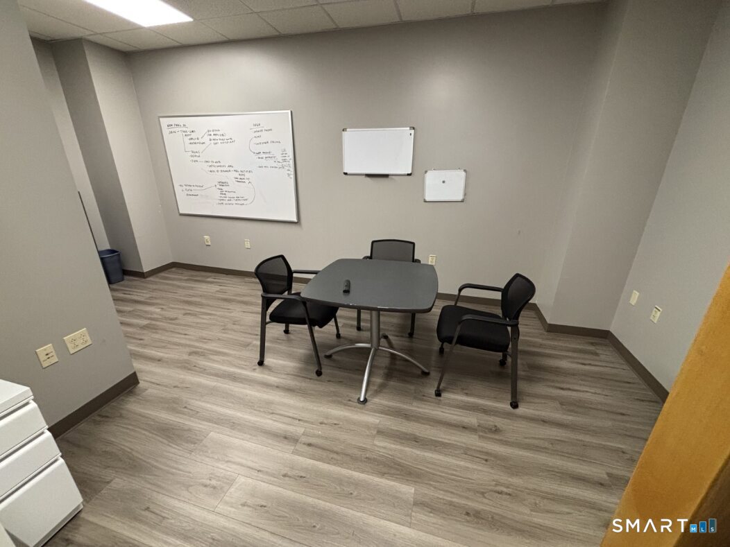 280 Schoolhouse Road Property Photo 10