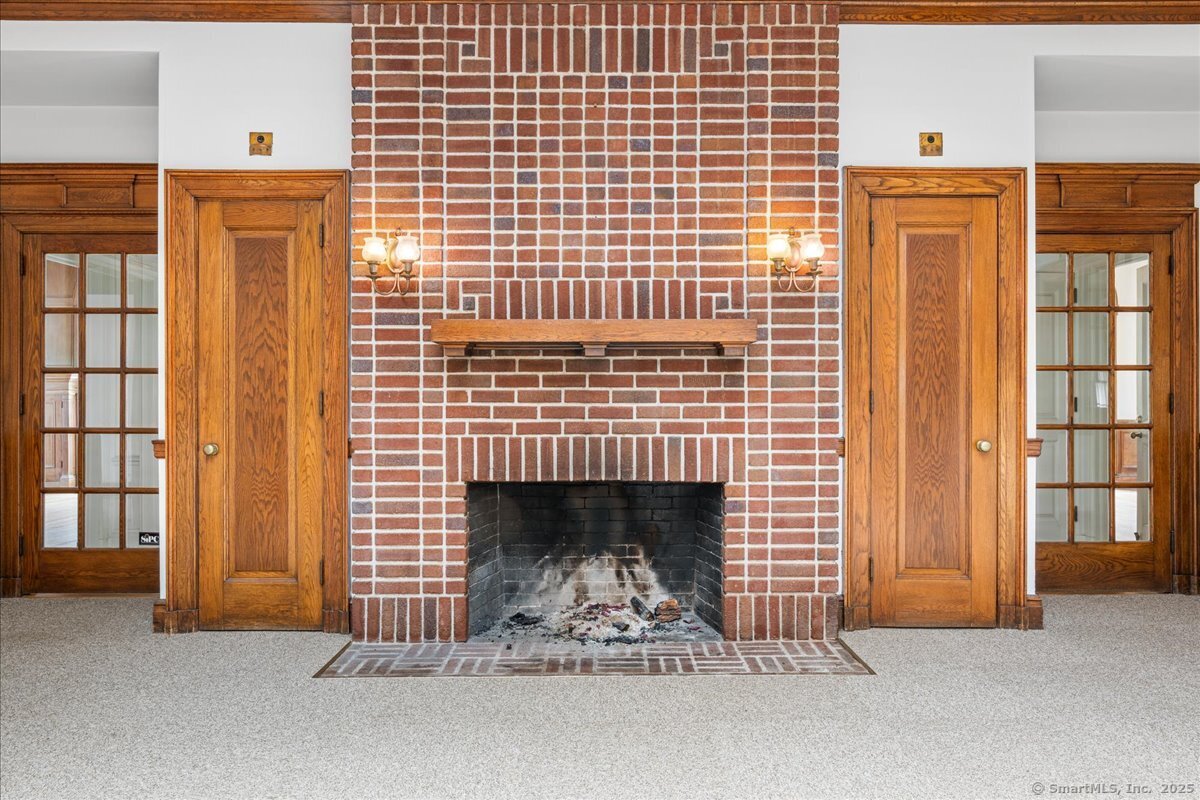 31 Main North Street Property Photo 14