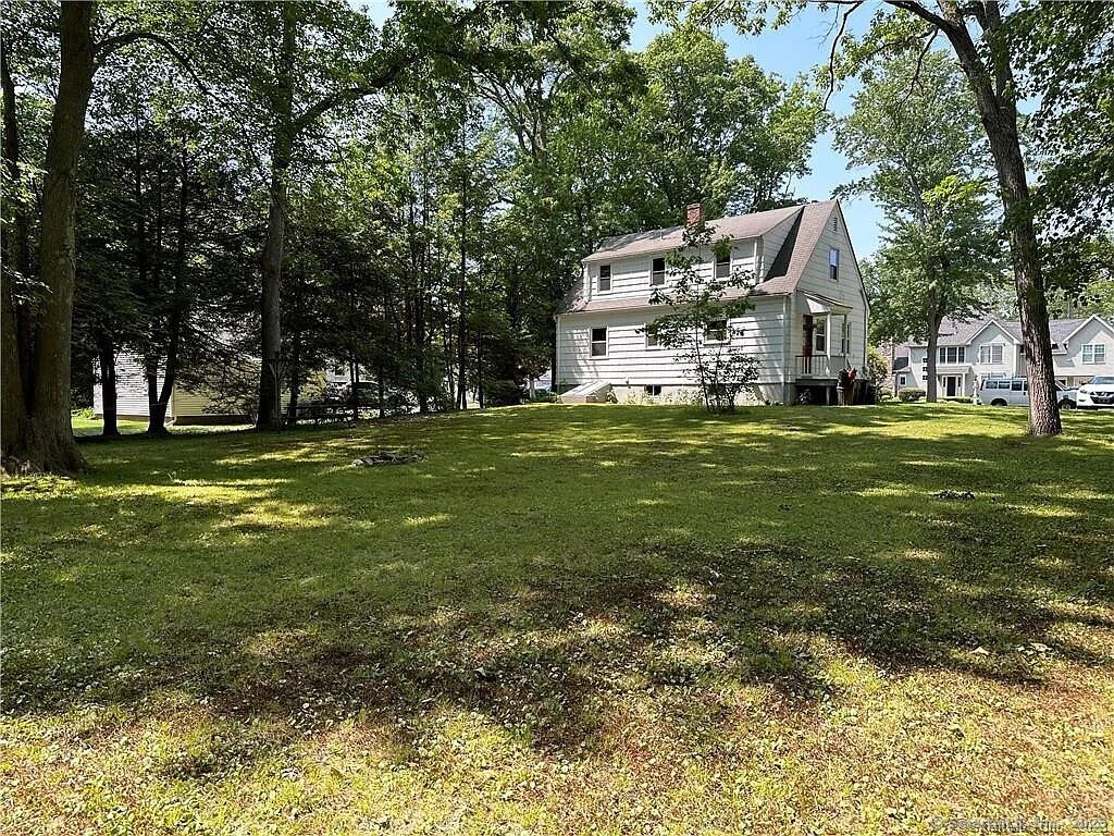 28 North Avenue Property Photo 3
