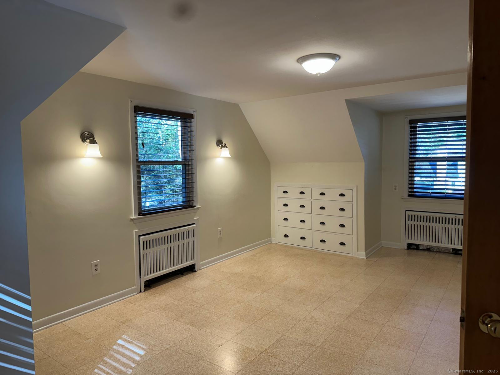 28 North Avenue Property Photo 14