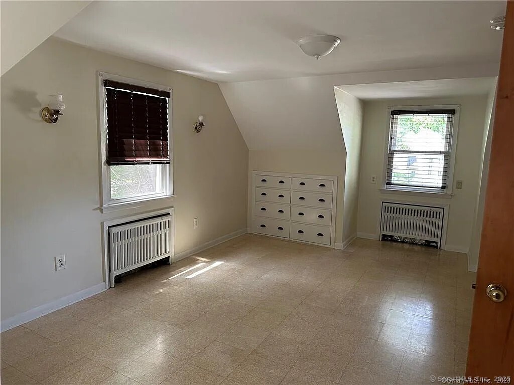 28 North Avenue Property Photo 16