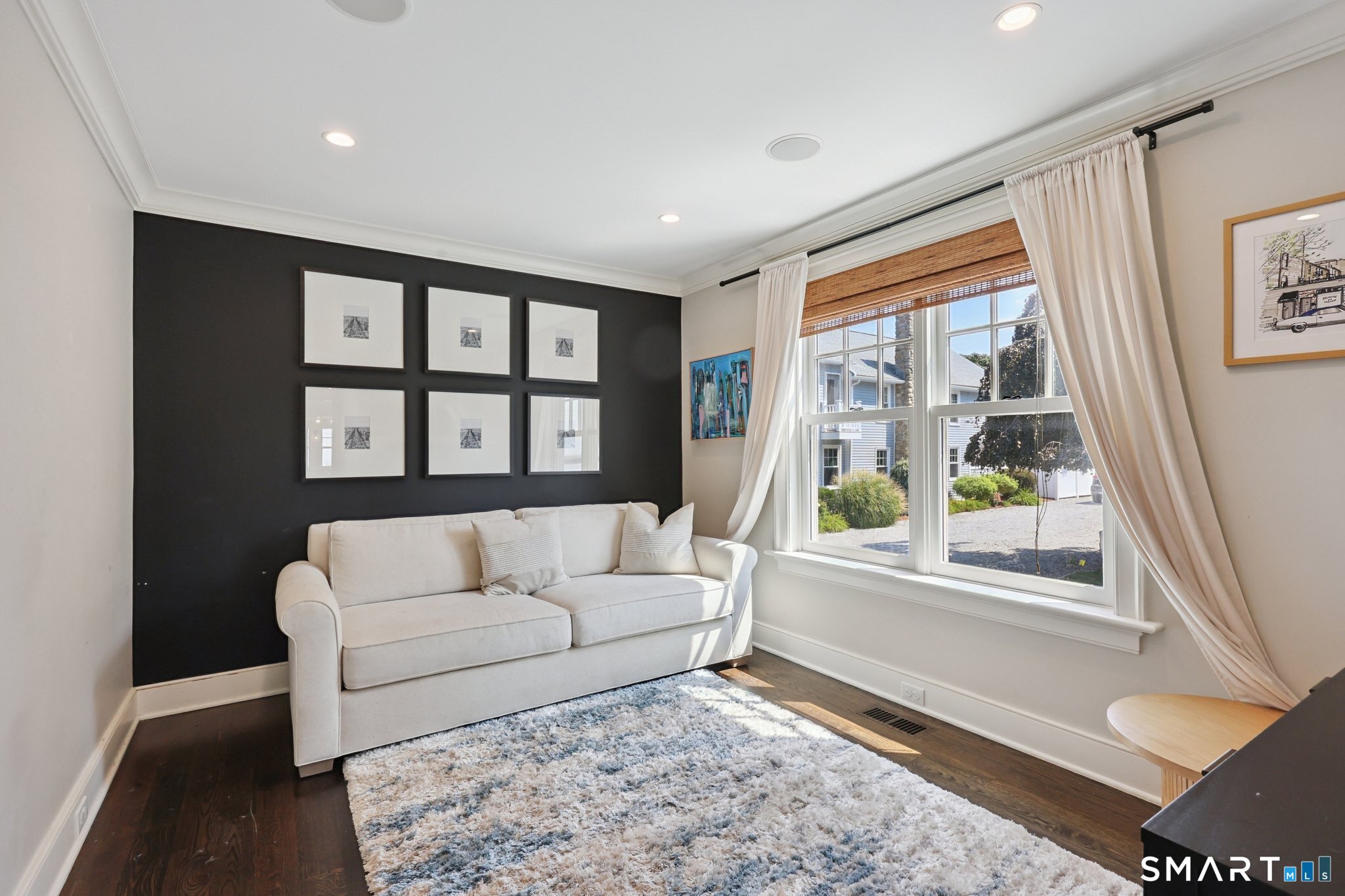 19 Middle Beach Road Property Photo 8