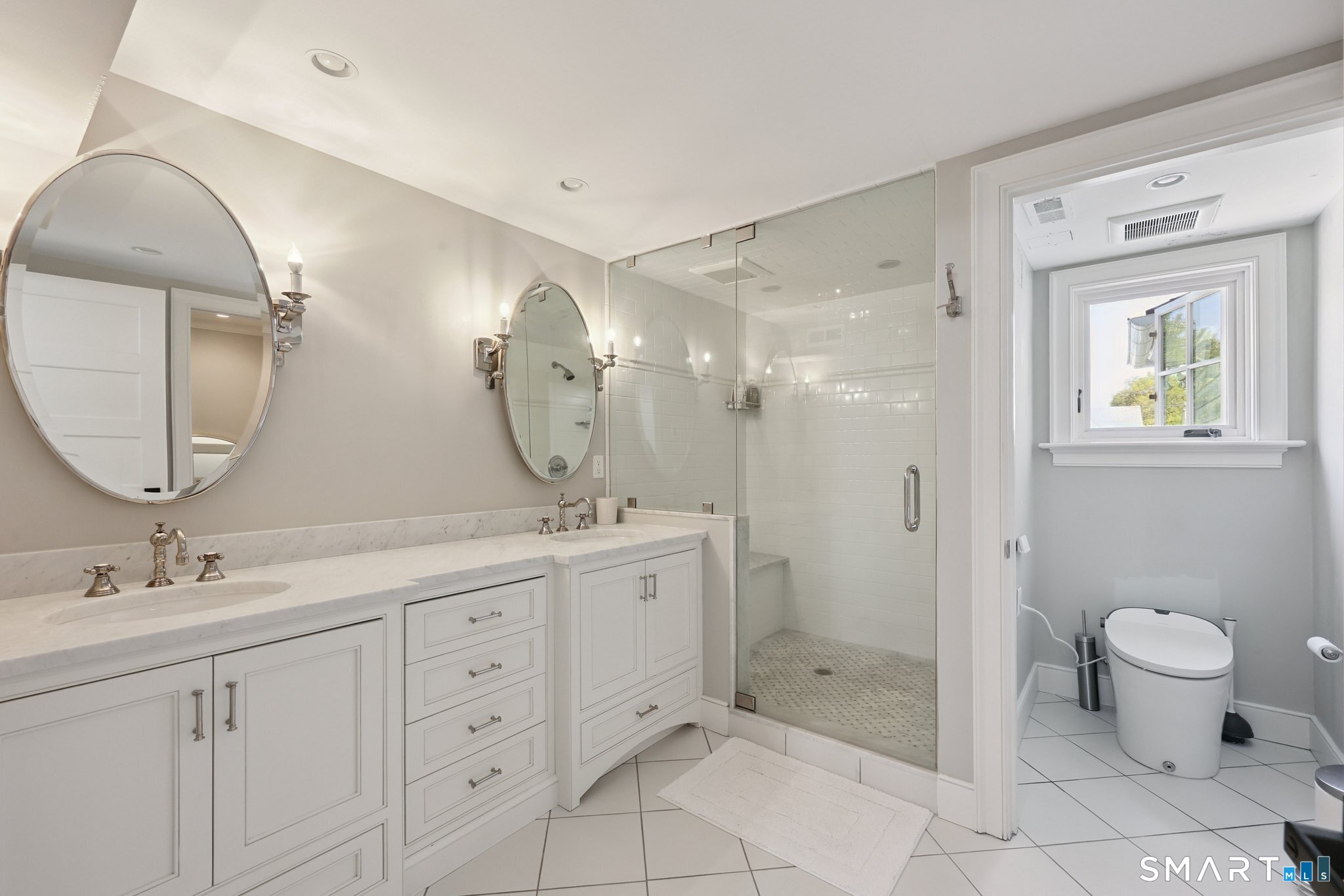 19 Middle Beach Road Property Photo 14
